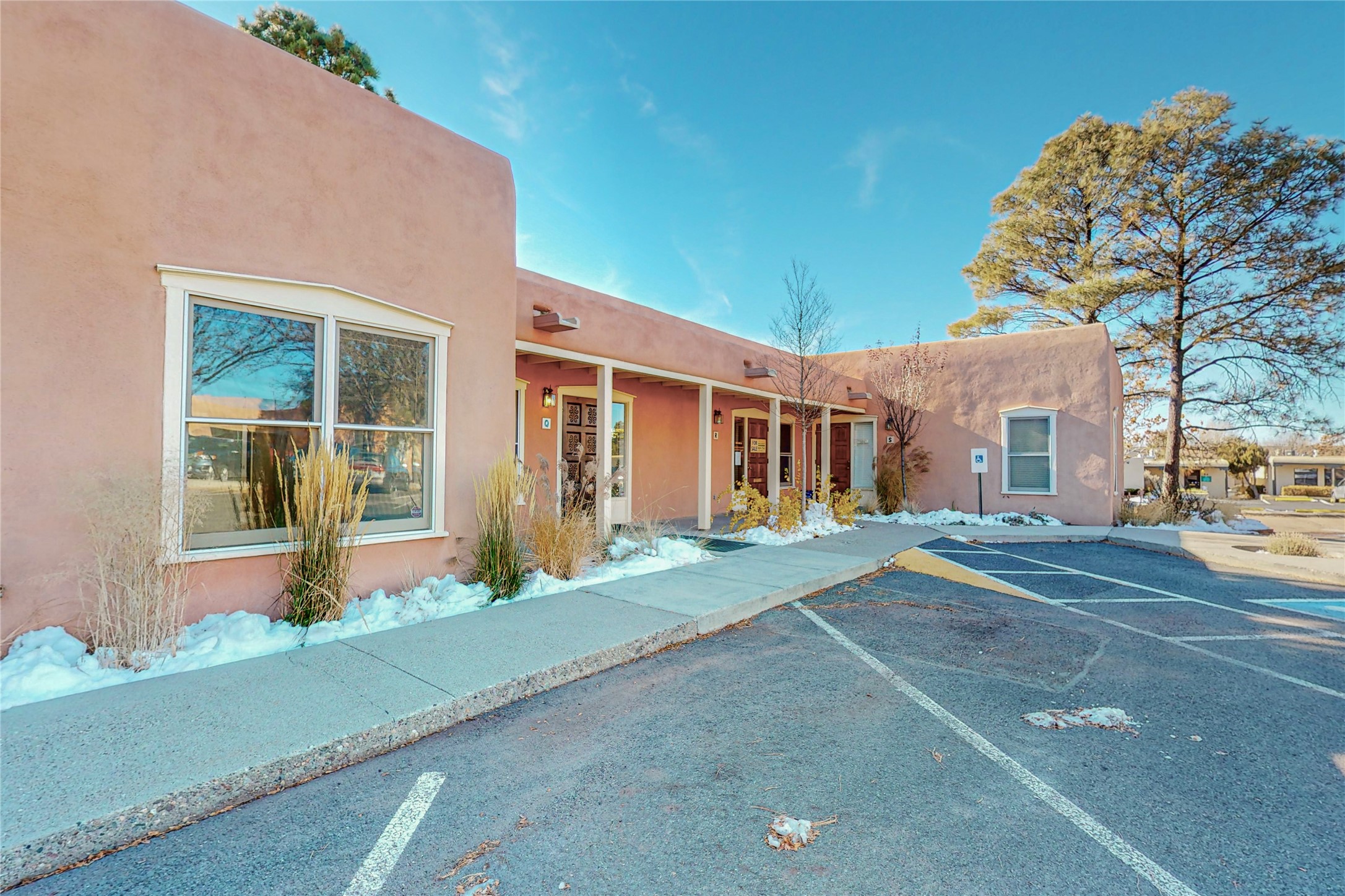 1421 Luisa Street Q, Santa Fe, New Mexico 87505, ,Commercial Lease,For Rent,1421 Luisa Street Q,202341915