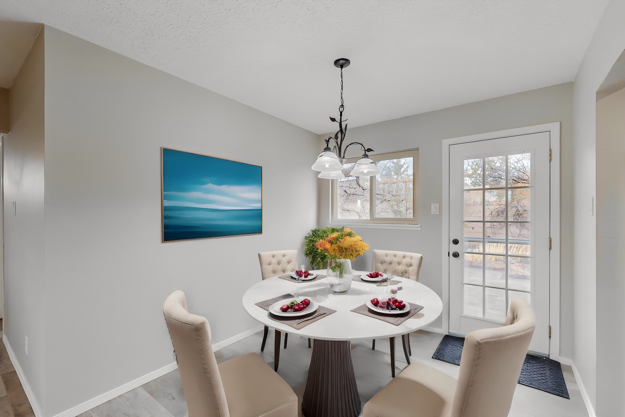 virtual staged dining area