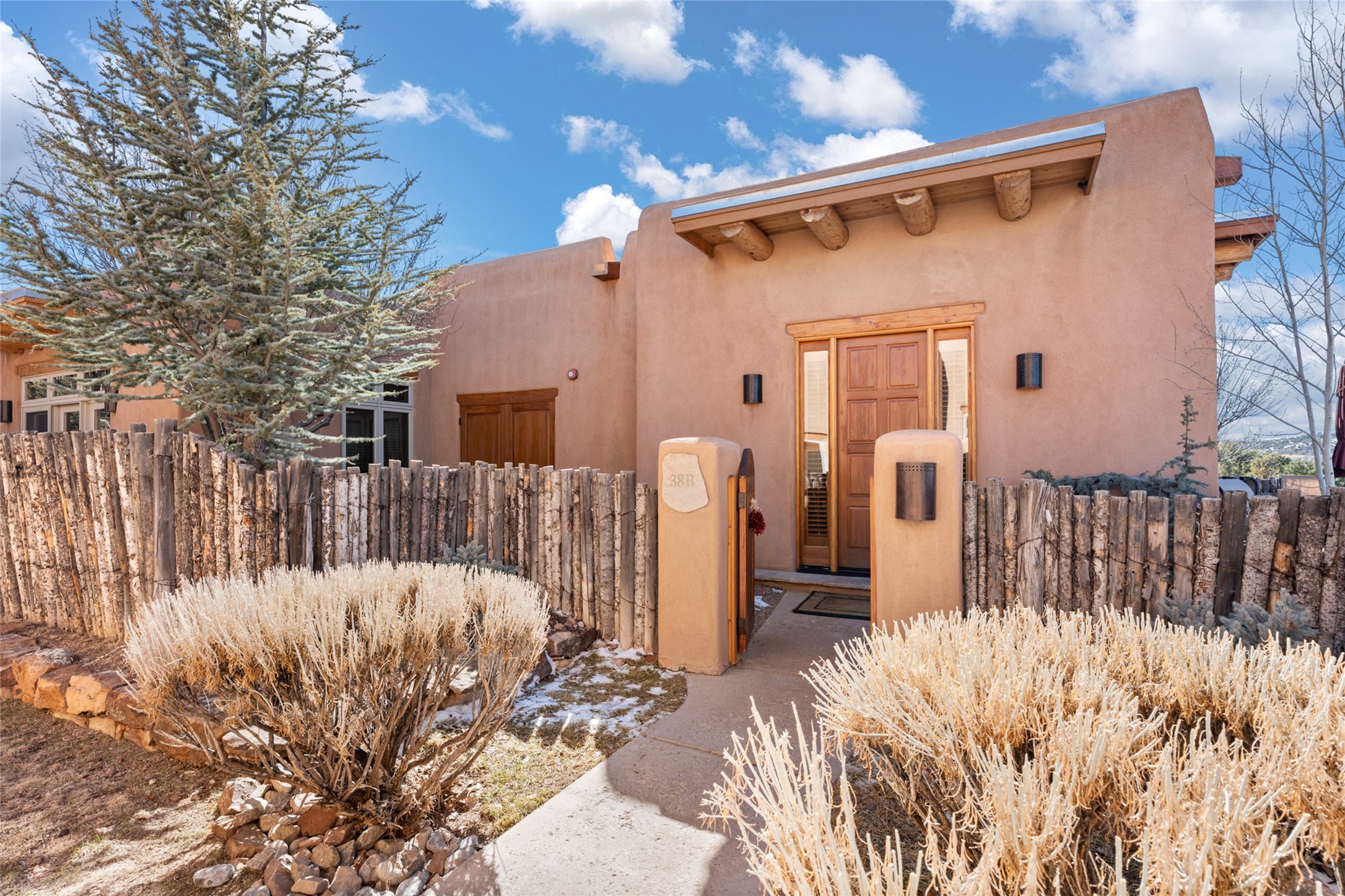 38 Lodge Trail B, Santa Fe, New Mexico 87506, 2 Bedrooms Bedrooms, ,2 BathroomsBathrooms,Residential,For Sale,38 Lodge Trail B,202400333