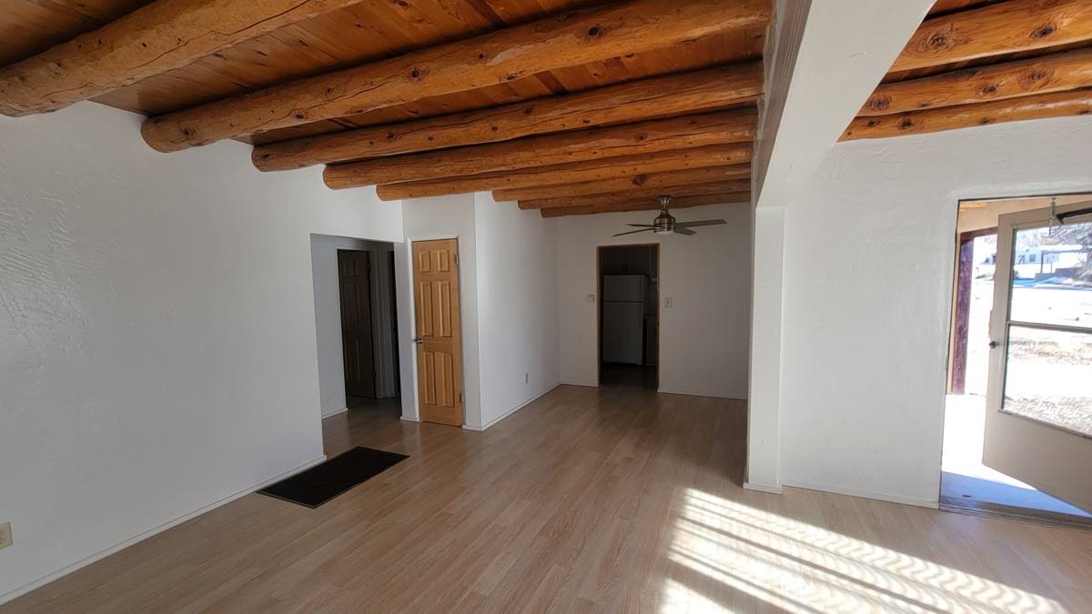 1829 Kiva, Santa Fe, New Mexico 87505, 3 Bedrooms Bedrooms, ,2 BathroomsBathrooms,Residential Lease,For Rent,1829 Kiva,202400612