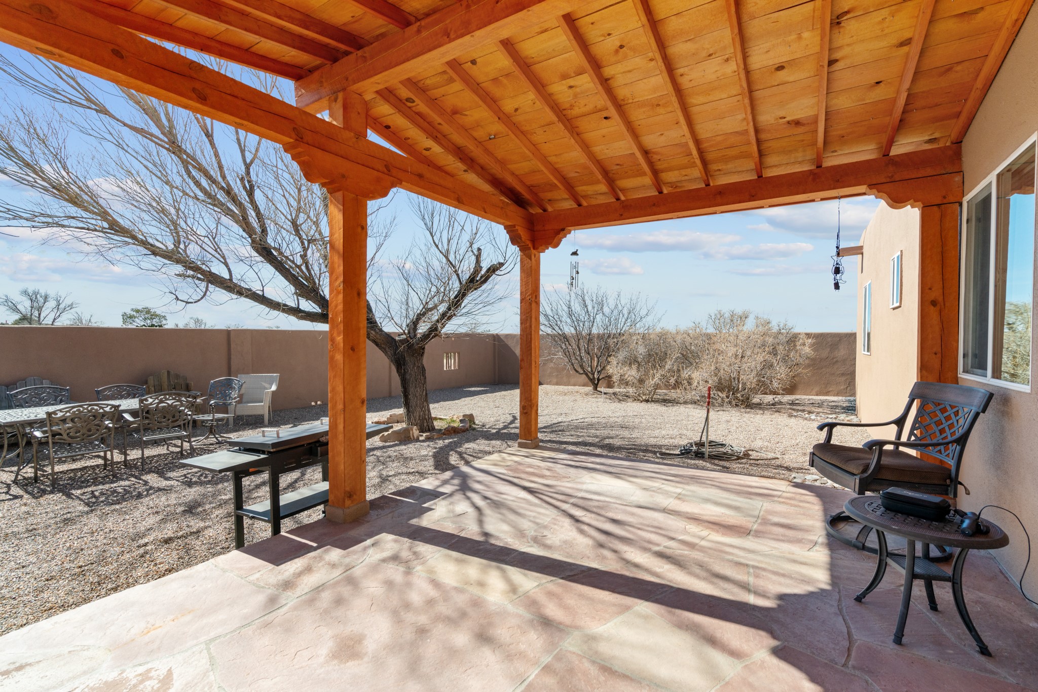 4 S Chamisa Drive, Santa Fe, New Mexico 87508, 3 Bedrooms Bedrooms, ,2 BathroomsBathrooms,Residential,For Sale,4 S Chamisa Drive,202400645