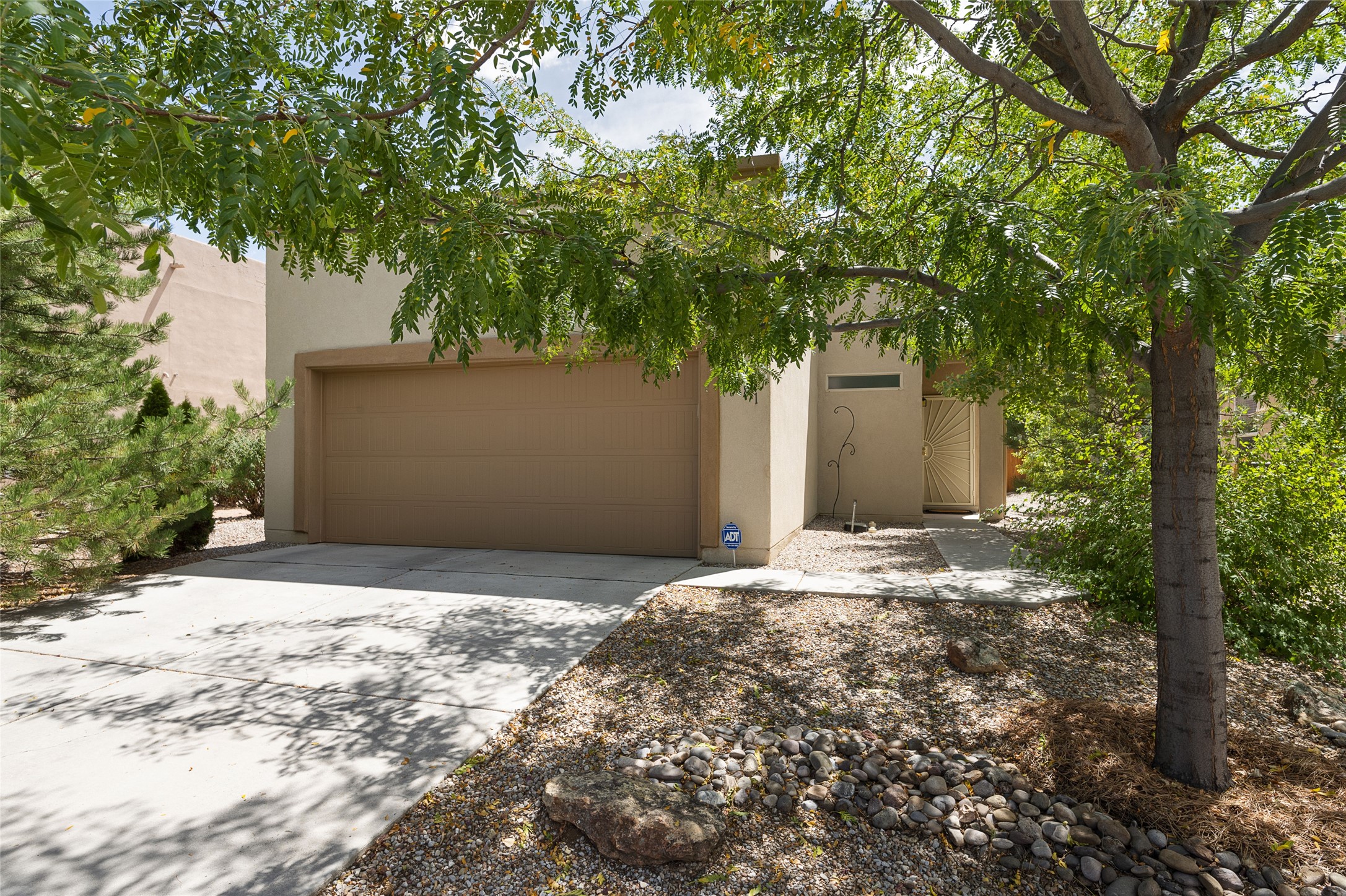 3081 Primo Colores Street, Santa Fe, New Mexico 87507, 3 Bedrooms Bedrooms, ,2 BathroomsBathrooms,Residential,For Sale,3081 Primo Colores Street,202400385