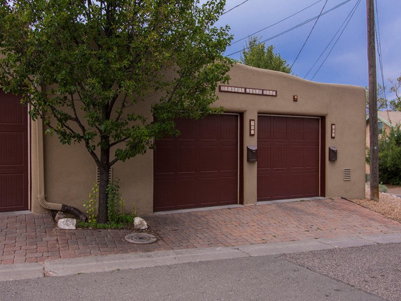 341/343 Bishops Lodge, Santa Fe, New Mexico 87501, 3 Bedrooms Bedrooms, ,3 BathroomsBathrooms,Residential,For Sale,341/343 Bishops Lodge,202400773