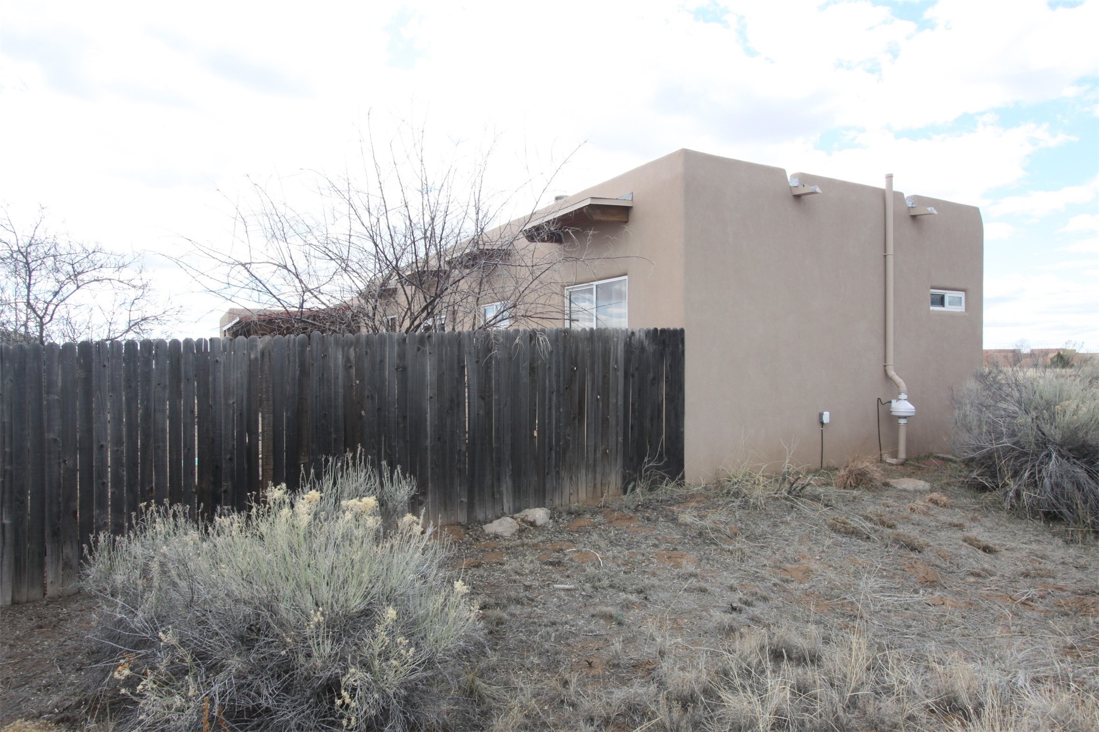 3 Esquila Road, Santa Fe, New Mexico 87508, 3 Bedrooms Bedrooms, ,2 BathroomsBathrooms,Residential,For Sale,3 Esquila Road,202400922