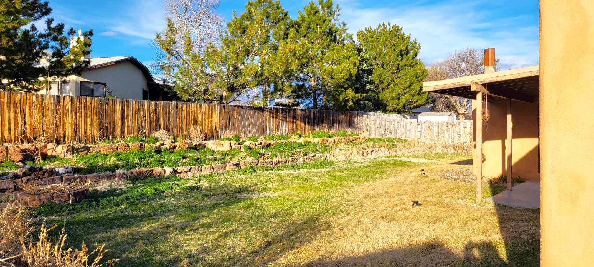 410 Rover Boulevard, White Rock, New Mexico 87547, 4 Bedrooms Bedrooms, ,2 BathroomsBathrooms,Residential,For Sale,410 Rover Boulevard,202401079
