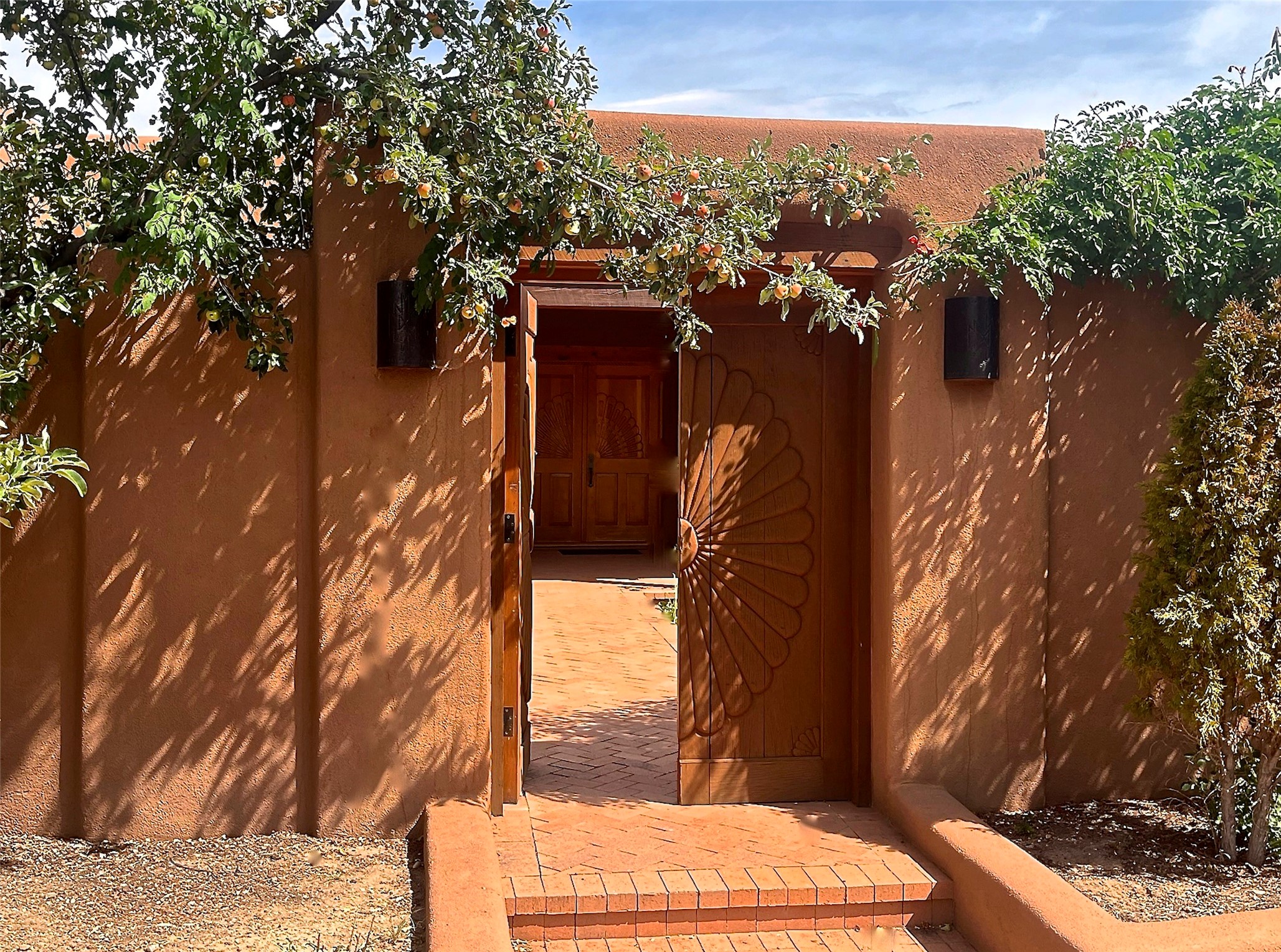 13 Hawthorne Circle, Santa Fe, New Mexico 87506, 3 Bedrooms Bedrooms, ,4 BathroomsBathrooms,Residential,For Sale,13 Hawthorne Circle,202401251