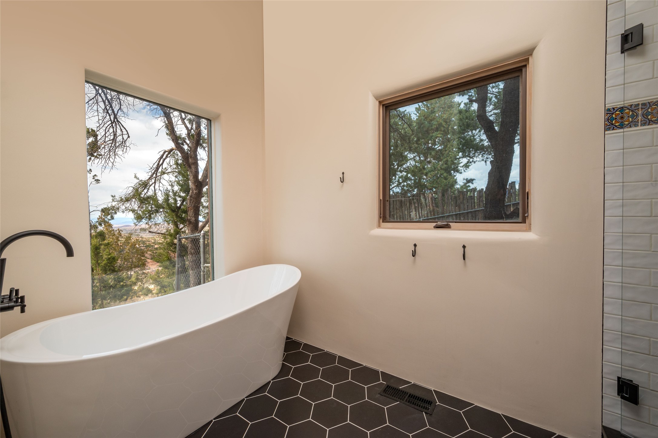 145 Brownell Howland, Santa Fe, New Mexico 87501, 4 Bedrooms Bedrooms, ,4 BathroomsBathrooms,Residential,For Sale,145 Brownell Howland,202401318