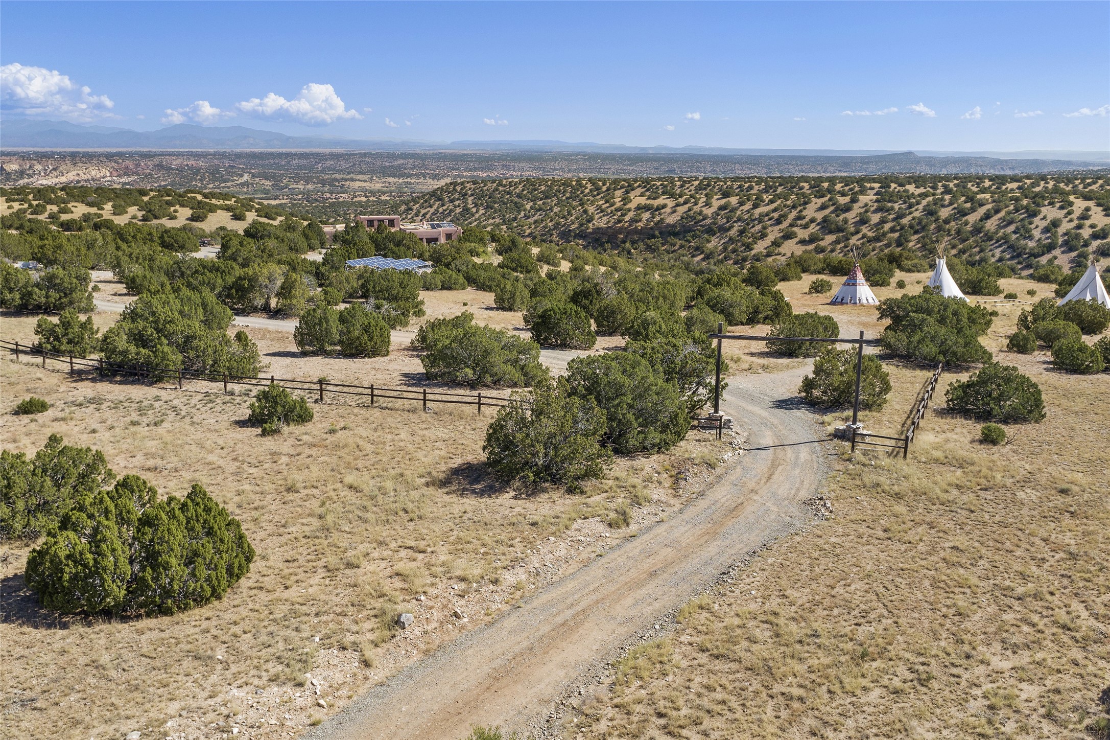 50 Gopeyka Canyon Road, Cerrillos, New Mexico 87010, 4 Bedrooms Bedrooms, ,3 BathroomsBathrooms,Residential,For Sale,50 Gopeyka Canyon Road,202401306