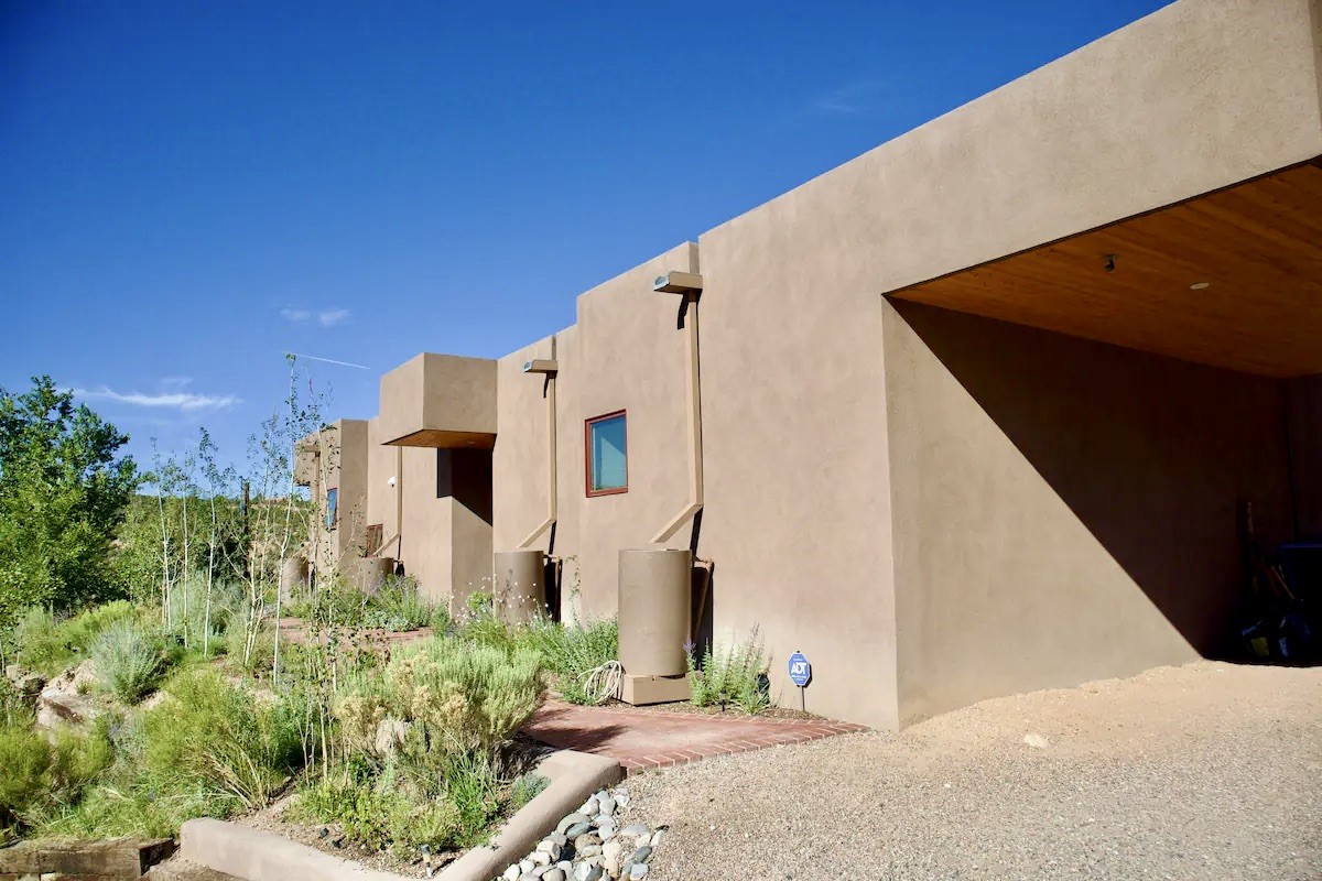 31 Camino Chupadero, Santa Fe, New Mexico 87506, 2 Bedrooms Bedrooms, ,2 BathroomsBathrooms,Residential,For Sale,31 Camino Chupadero,202401314