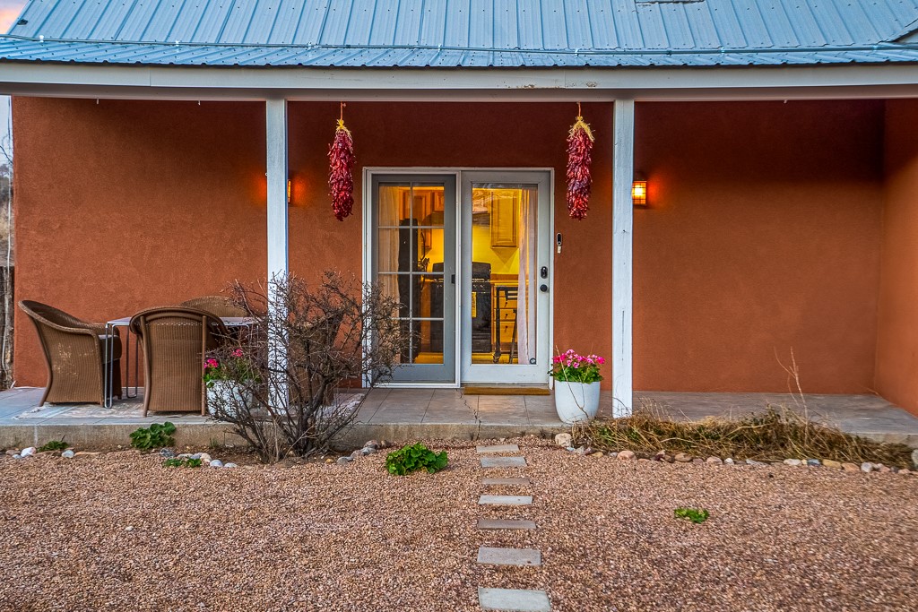 139 Old Lamy Trail, Lamy, New Mexico 87540, 2 Bedrooms Bedrooms, ,2 BathroomsBathrooms,Residential,For Sale,139 Old Lamy Trail,202400615