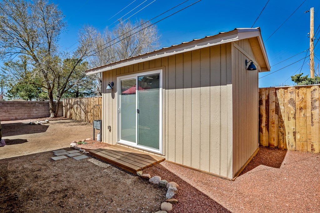 1604 Ben Hur, Santa Fe, New Mexico 87501, 3 Bedrooms Bedrooms, ,2 BathroomsBathrooms,Residential,For Sale,1604 Ben Hur,202401104