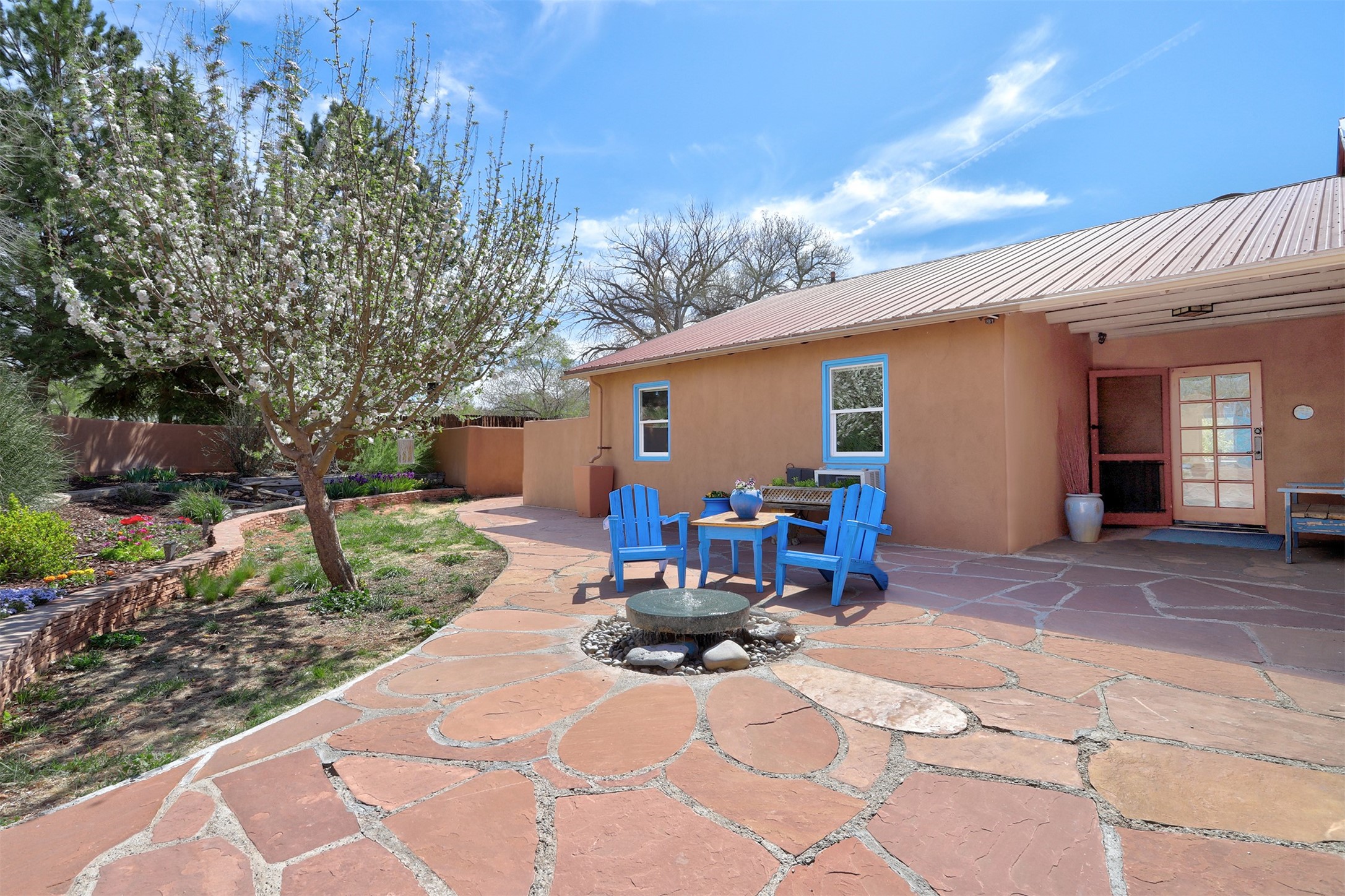 23 Private Drive 1637A, Abiquiu, New Mexico 87510, 3 Bedrooms Bedrooms, ,3 BathroomsBathrooms,Residential,For Sale,Private Drive 1637A,202401456