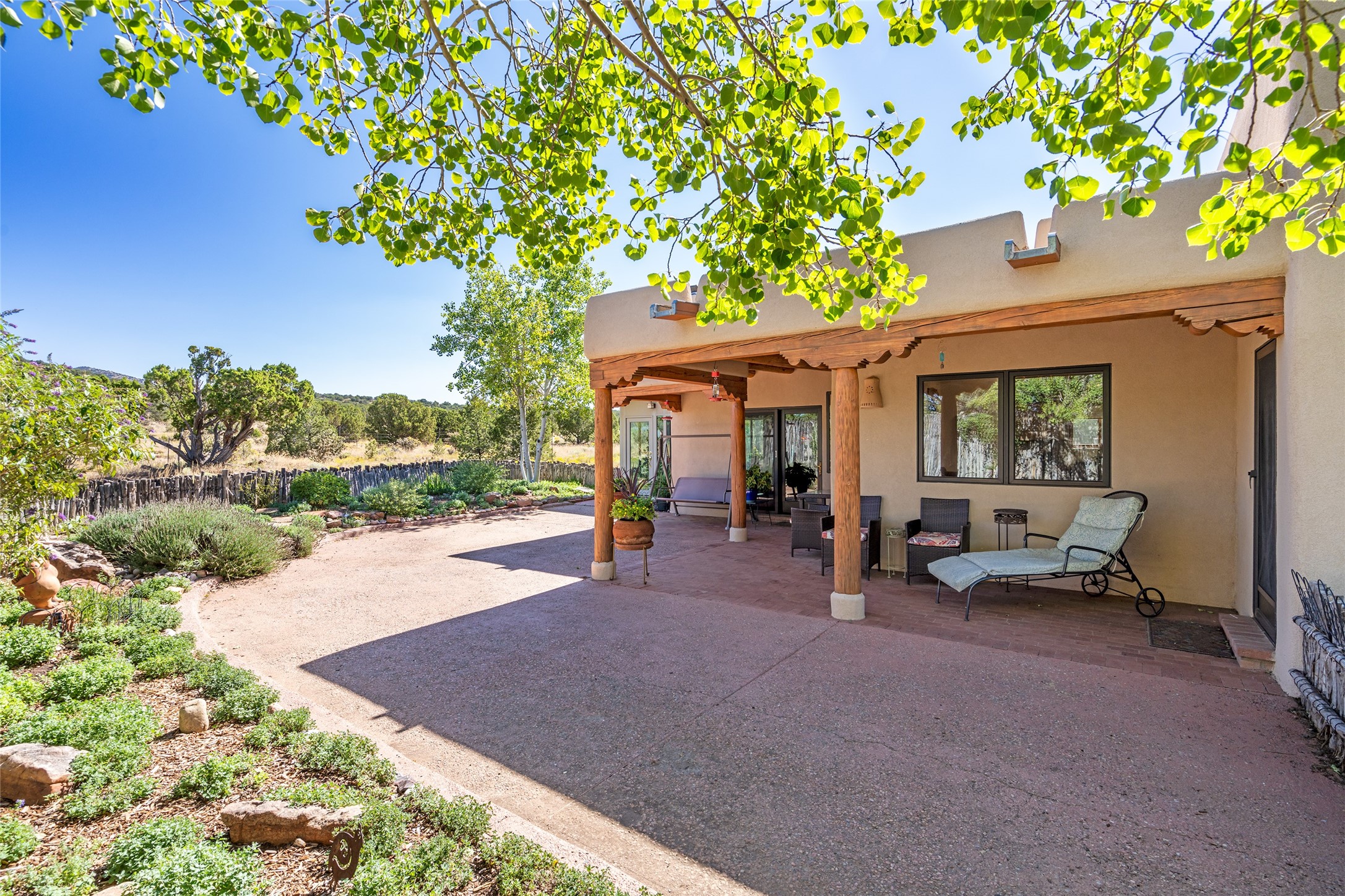 9 Calle Cabito, Santa Fe, New Mexico 87508, 4 Bedrooms Bedrooms, ,3 BathroomsBathrooms,Residential,For Sale,9 Calle Cabito,202400017