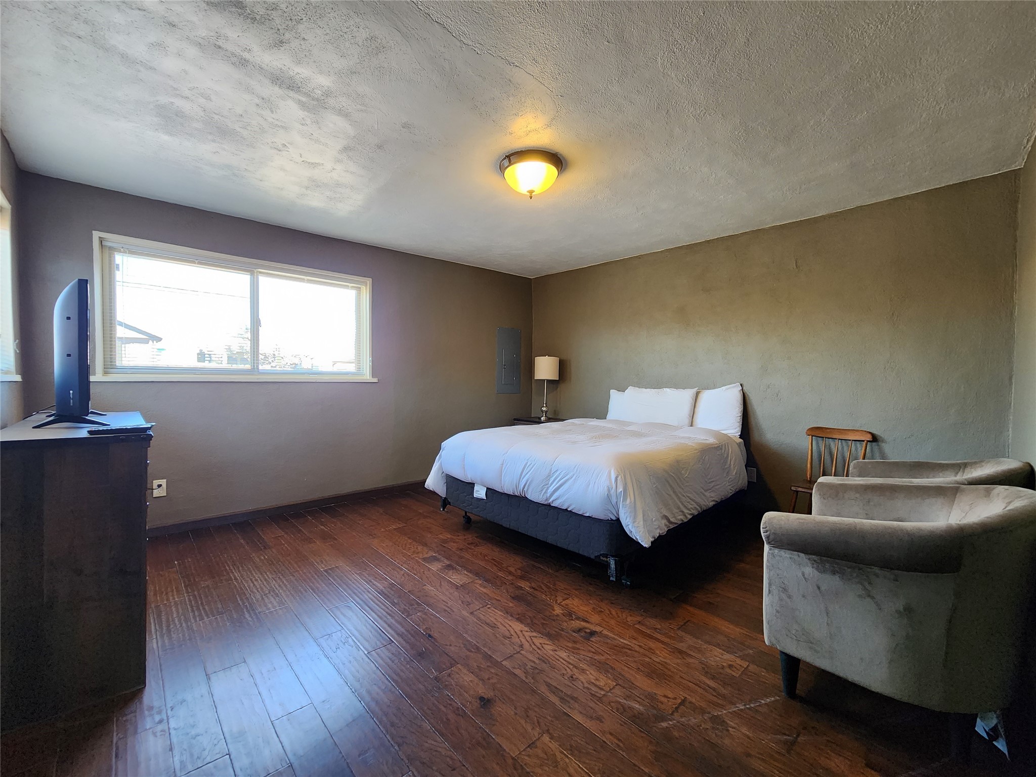 1506 Agua Fria, Santa Fe, New Mexico 87505, 2 Bedrooms Bedrooms, ,2 BathroomsBathrooms,Residential,For Sale,1506 Agua Fria,202401465