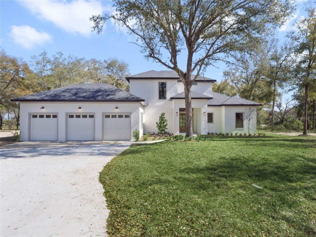 20200 Wolf Springs Court Clermont, FL 34715
