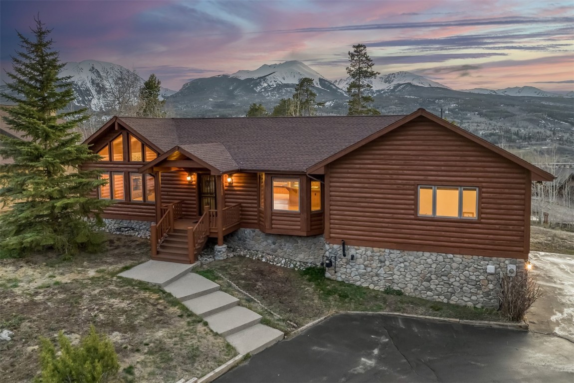21 Stormwatch Circle, Silverthorne, CO 80498 Listing Photo  1
