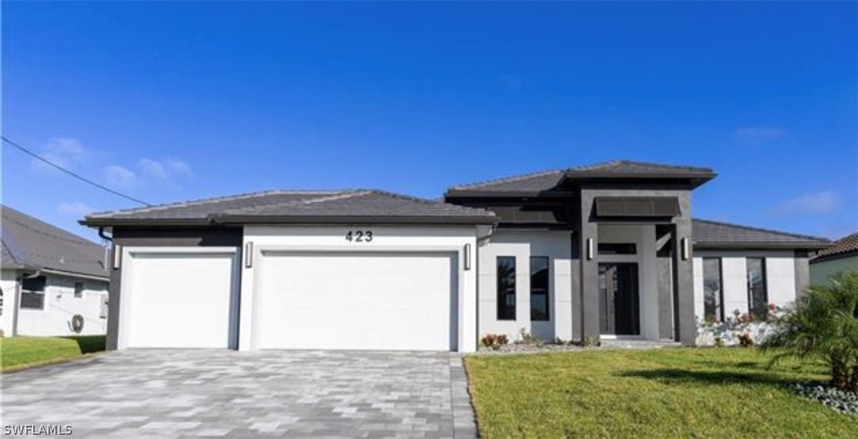 423 NW 35th Place, Cape Coral, FL 33993