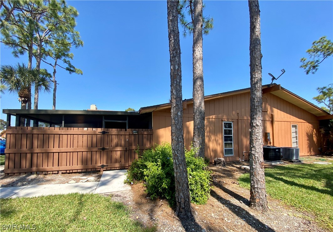 5603 Foxlake Drive, North Fort Myers, FL 33917