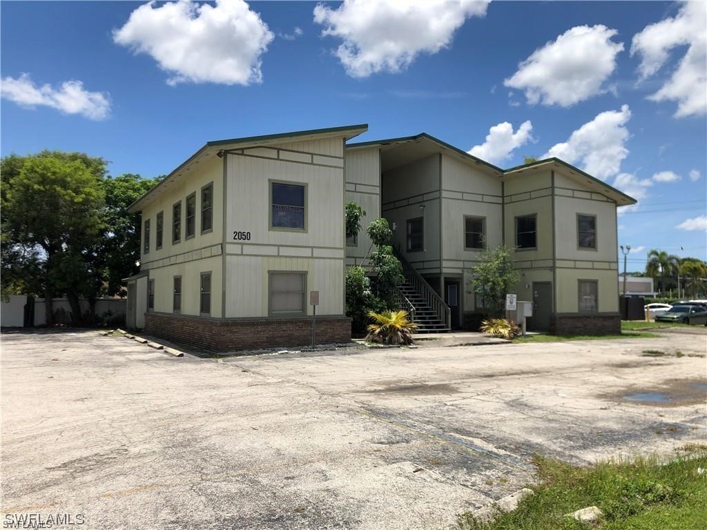 2050-2060 Collier Avenue, Fort Myers, FL 
