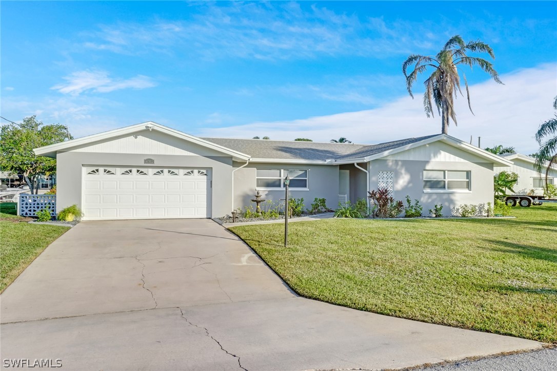 4312 S Bay Circle, North Fort Myers, FL 
