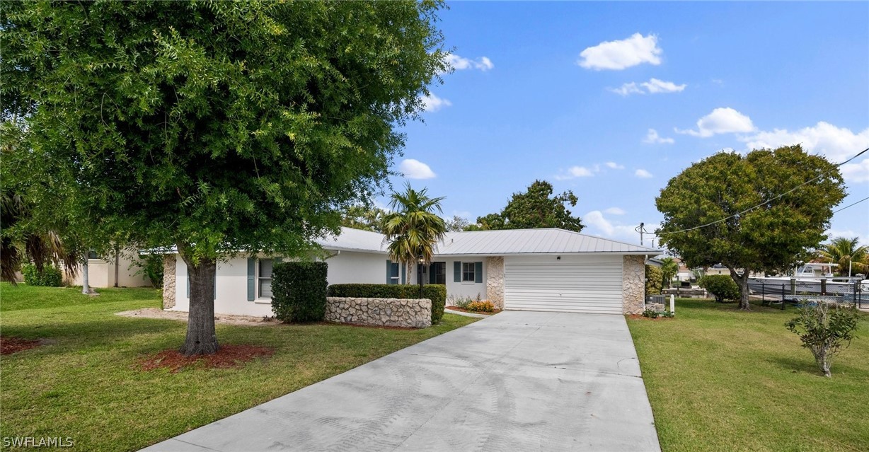 125 Montrose Drive, Fort Myers, Florida, 33919, United States, 3 Bedrooms Bedrooms, ,2 BathroomsBathrooms,Residential,For Sale,125 Montrose Drive,1490180