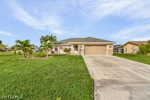 2540 Shelby Parkway, Cape Coral, FL 