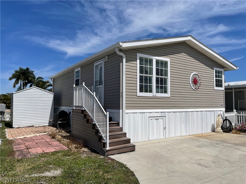 5760 Pink Panther Drive, Fort Myers, FL 