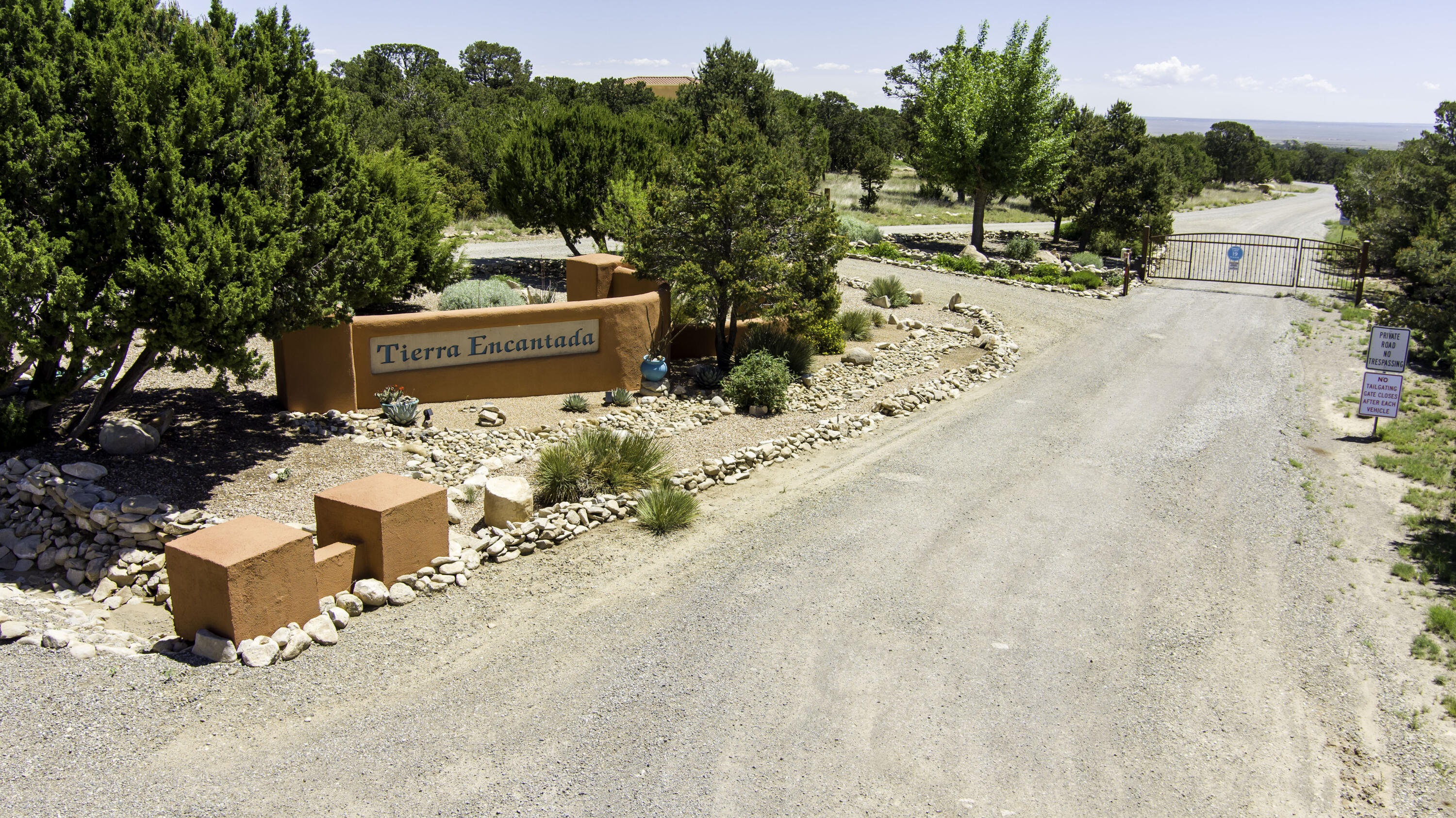 36 Camino Monte Azul, Socorro