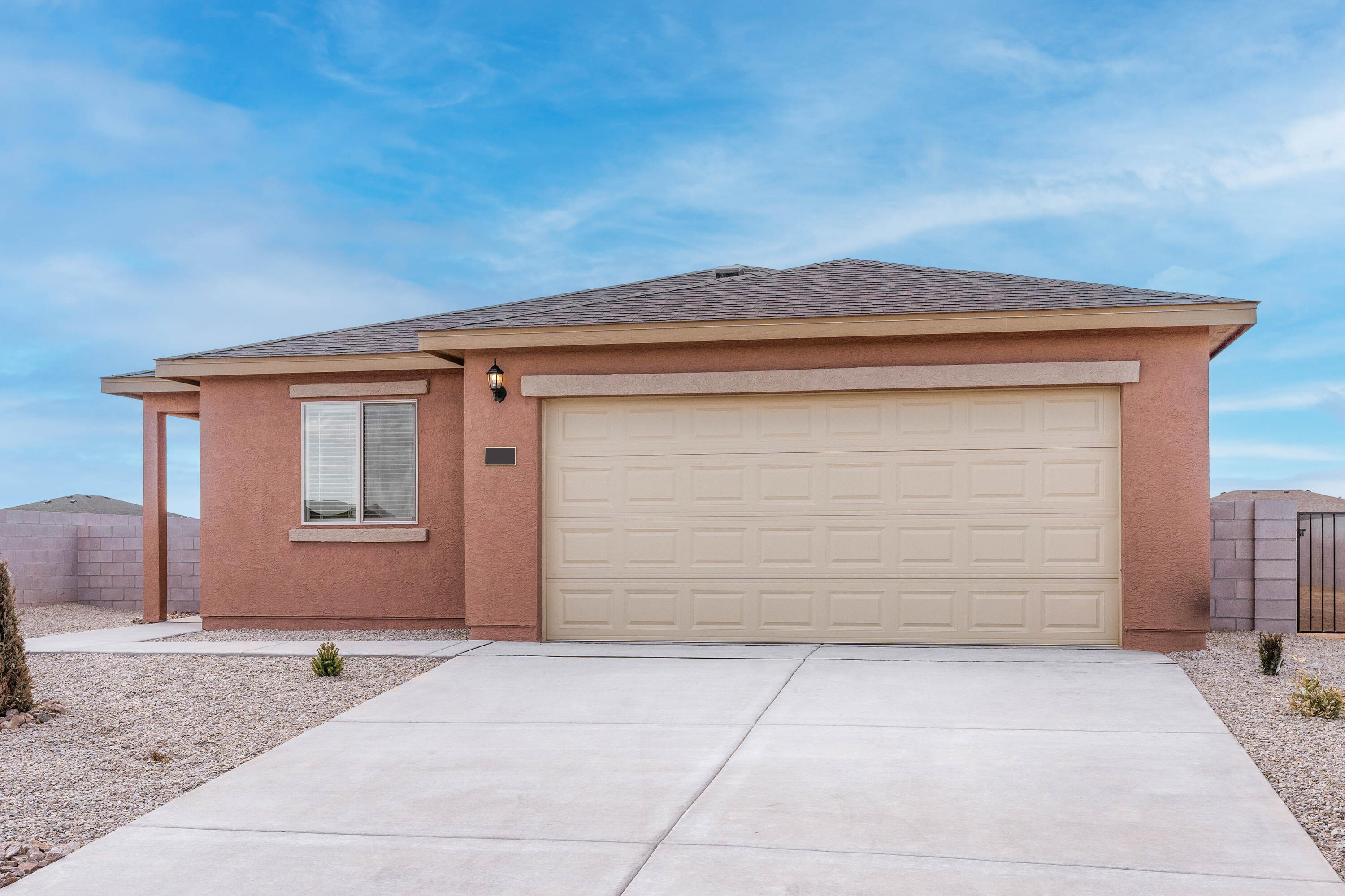 805 Paseo Arbolado Belen, NM 87002