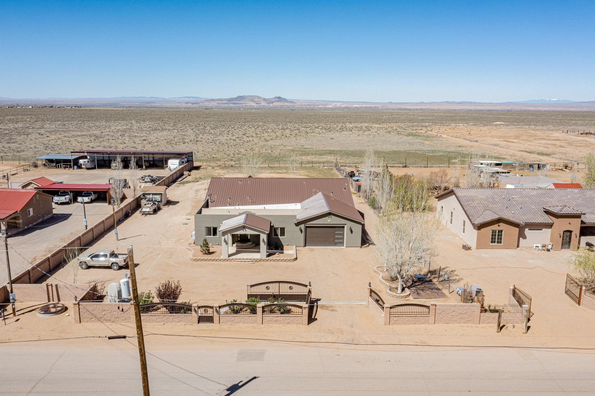 59 DAIRY Road, Los Lunas