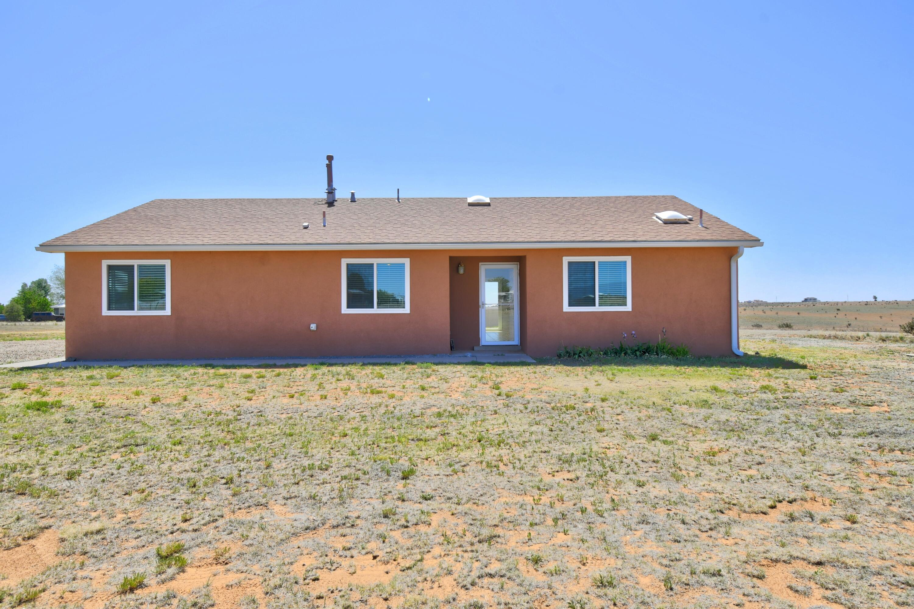 This meticulously cared for 3 bed, 2 bath home is on 2.5 acres. Offering a picturesque mountain setting, perfect for that country lifestyle. The kitchen features gorgeous granite countertops and new appliances (installed in June 2024). The kitchen provides ample room to host friends and family.  This home is turn-key ready, with new carpet (June 2024), fresh paint, updated bathroom fixtures, and more! Additionally, the shed has power providing extra storage or a workspace.Entranosa water, natural gas, and fiber optic internet is available.  Close to I-40,  shopping, & schools. Don't miss this opportunity, call your favorite Realtor & schedule a showing today!