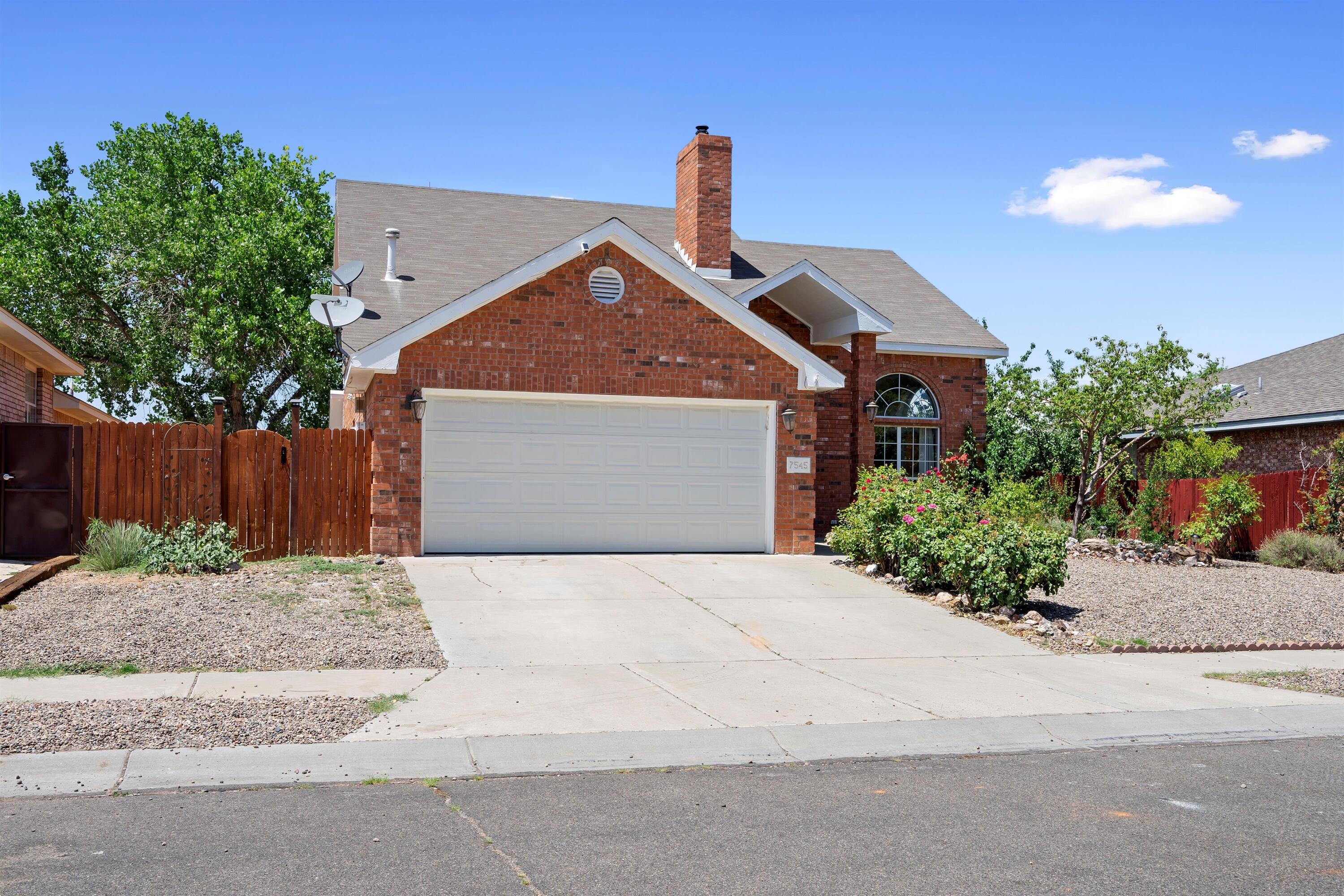 This one is calling your name! Tucked in a quiet neighborhood behind a park in Riverview Estates. Great access to Paseo and local shopping on Golf Course. This cool home has Refrigerated air and amazing open floorplan for entertaining. Don't forget the large loft upstairs with private balcony! Stainless steel appliances with brand new butcher block counter tops and perfect breakfast nook to complete the rustic feel. Main bedroom downstairs with garden tub, walk-in closet, and walk-in shower. Swing by this home today before its gone!