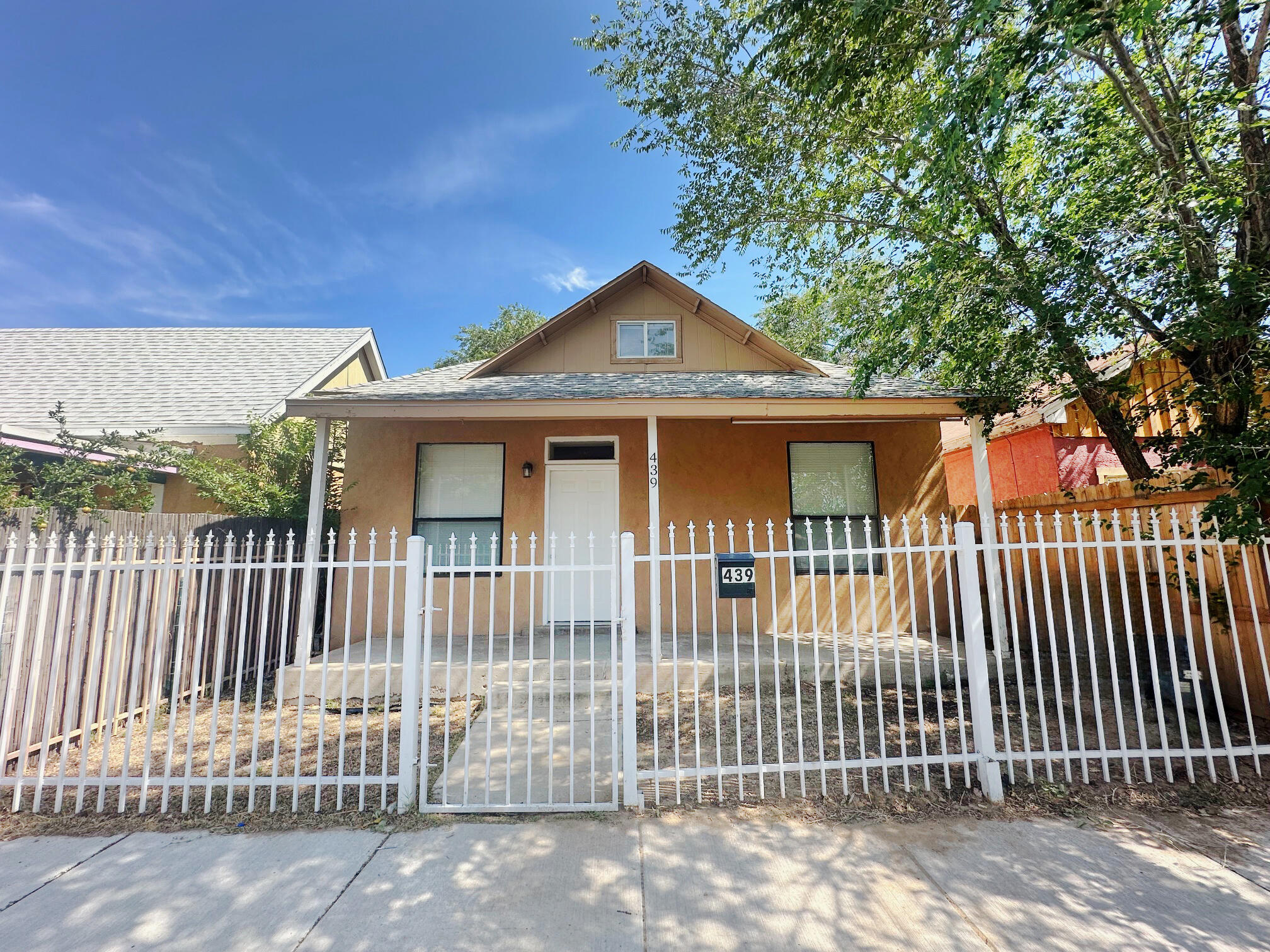 Downtown cutie - this 3 bedroom 2 bath home has low exterior maintenance and is near all downtown amenities.  From a step saving kitchen with everything at your fingertips to an upper level primary bedroom with plenty of space and privacy for a sitting area or office.