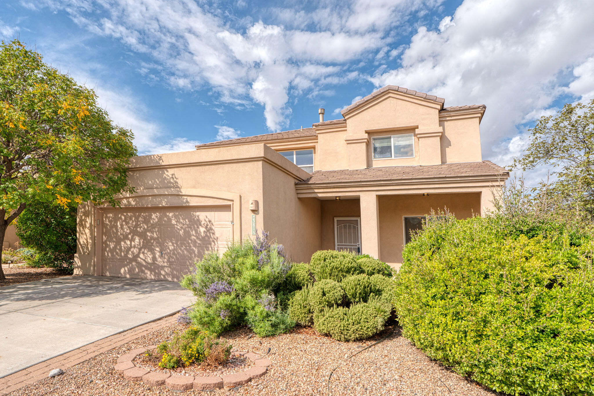 Welcome home to this 2462 sq ft home with 4 bedrooms and  2 1/2 bath in Oxbow Park.  The home has been freshly painted throughout, has new carpet in all the bedrooms, & new laminate in the dining room. The kitchen has granite countertops, plenty of cabinet space, a large pantry, breakfast nook & bar & is open to the great room.  The great  room has laminate flooring and a gas log fireplace. All bedrooms are upstairs. The spacious primary bedroom has a balcony. The backyard has a covered patio with ceiling fans, shade trees, & open area. Neighborhood park is just across the street from the back yard.