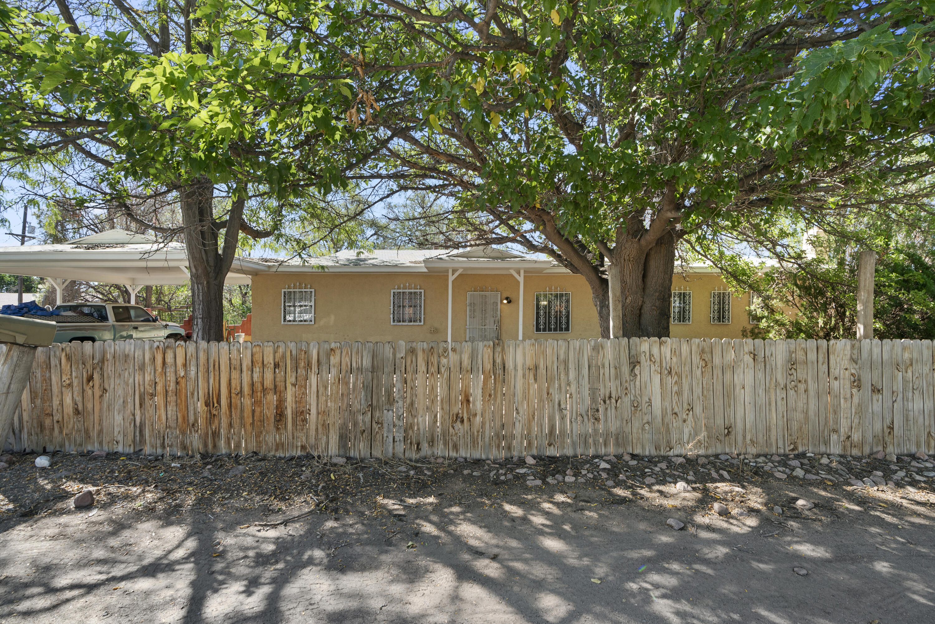 This 4-bedroom, 2-bathroom home offers immense potential for those looking to create their dream space. While the property requires some TLC, it features a large yard, perfect for outdoor activities and gatherings, along with fully fenced front and back areas for privacy.inside, you'll find a versatile layout ready for your personal touch. This is an excellent opportunity for investors or DIY enthusiasts looking to make a property shine.Don't miss out on this chance to transform this space into your vision!