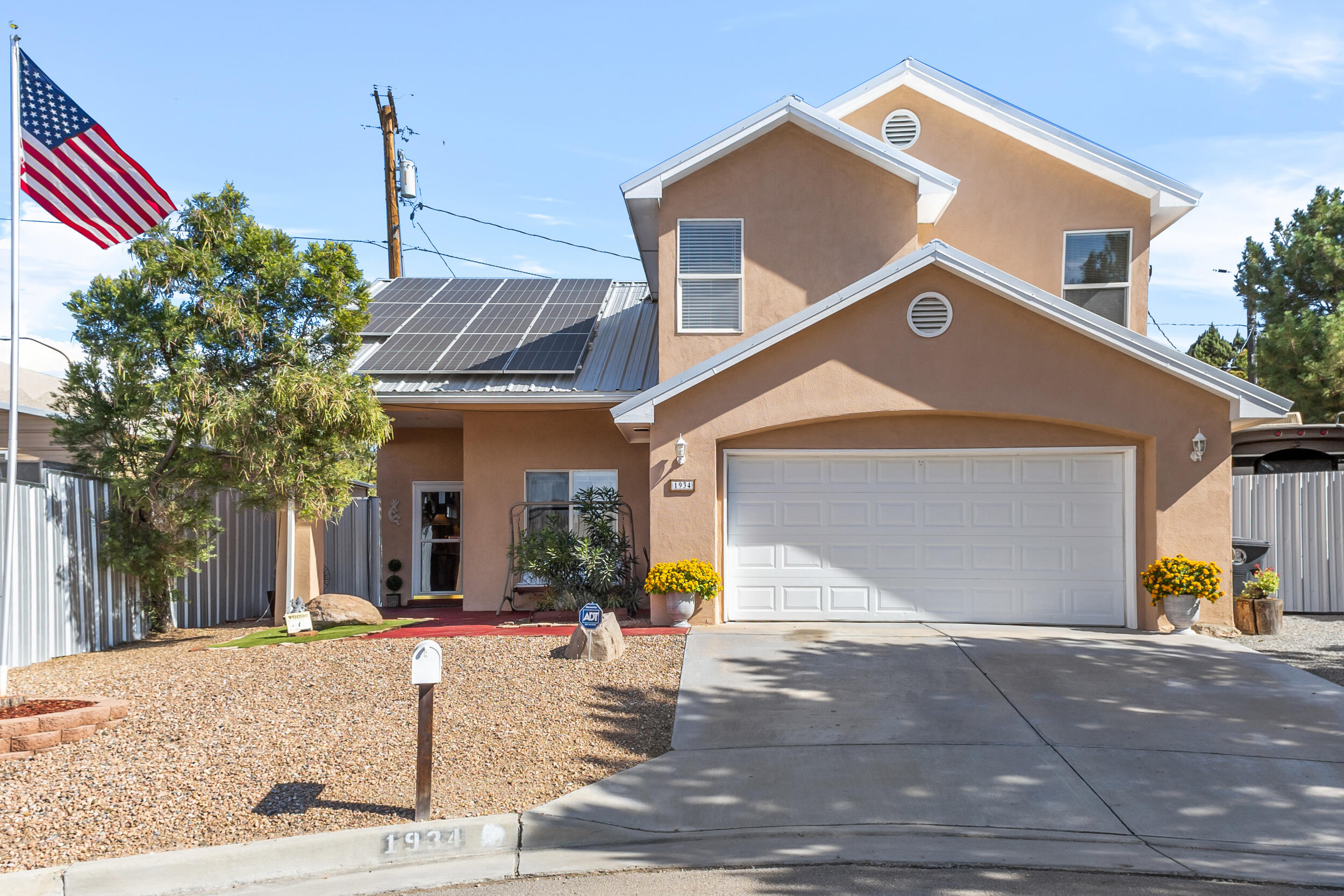 1934 BRYN MAWR Drive NE Albuquerque, NM 87106