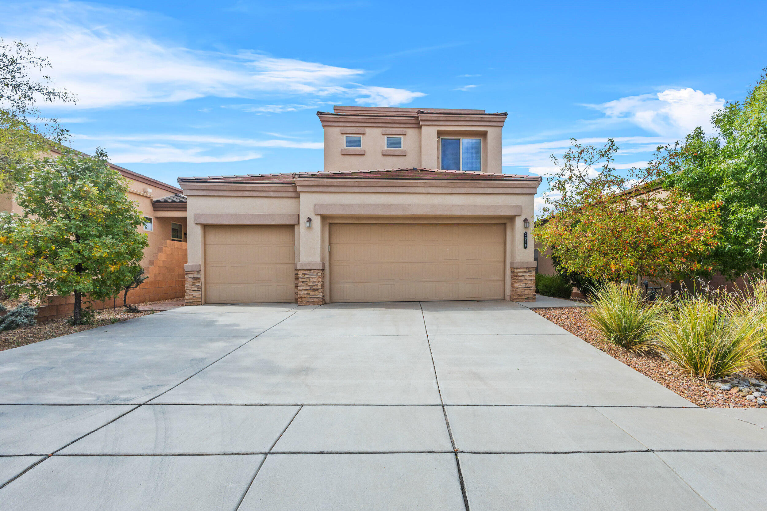 Discover this stunning 2-story home offering breathtaking mountain views in a charming community! Priced to sell, this home is an incredible opportunity to secure instant equity. Featuring a spacious 3-car garage, energy-efficient low-E windows, and modern stainless steel appliances, you'll enjoy comfort and convenience throughout. The thoughtfully designed layout places all 3 bedrooms and the laundry room upstairs for easy living. The backyard is an entertainer's dream with a covered patio, fire pit, and hassle-free landscaping, perfect for unwinding. Plus, check out the photos with virtual staging to envision your future here! Don't miss out on this unbeatable price point!