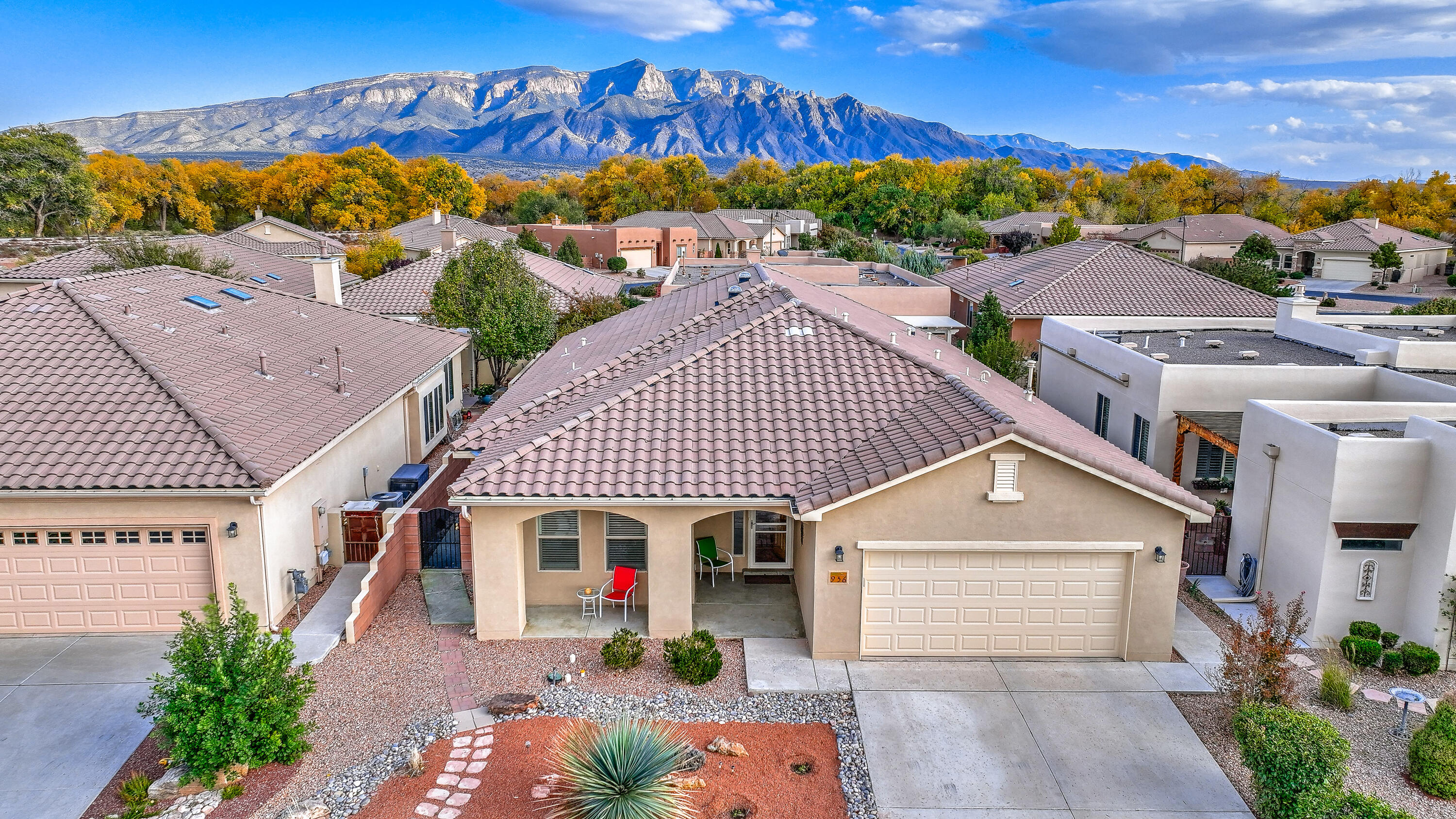 936 PRAIRIE ZINNIA Drive, Bernalillo