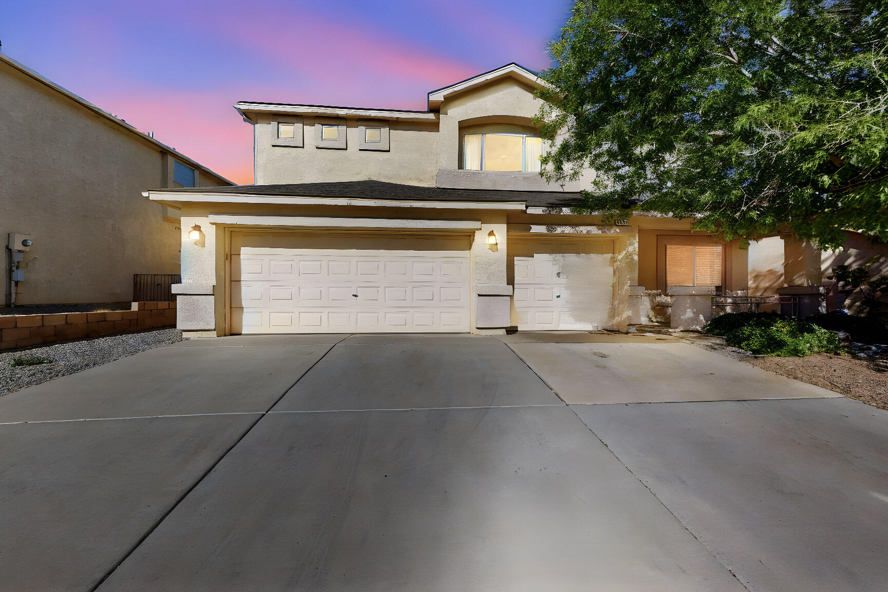 Welcome home to this spacious home in the desirable Ventana Ranch West!  Located near multiple parks and dining opportunities.  This home features an open floor plan with multiple living/dining areas.  Upstairs you'll find an additional living area/loft along side four generous sized bedrooms.  *wall mounted fireplace in primary suite does not convey