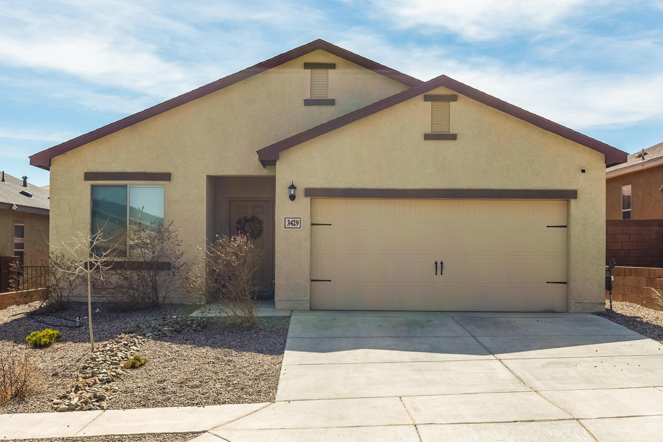 Welcome to this charming 3 bedroom, 2 bathroom home located in the desirable Rio Rancho area. Boasting a spacious open layout and situated in great school districts, this property is perfect if your looking for a comfortable and convenient living space. The upgraded kitchen features stainless steel appliances, adding a touch of modern elegance to the home. Don't miss out on the opportunity to make this house your new forever home!