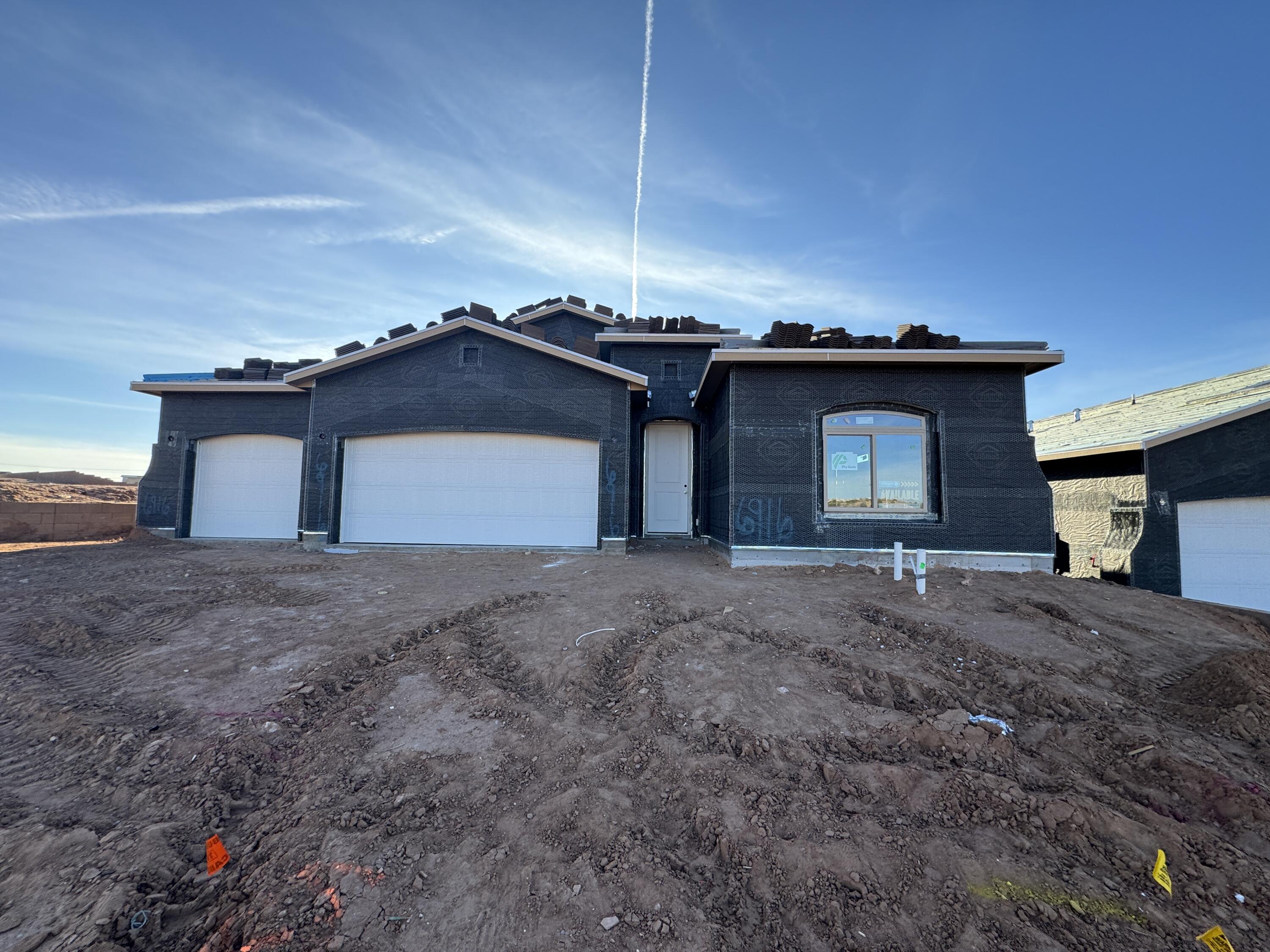 Introducing the ''Marilyn II'', our single-story ranch-style home designed for effortless living and entertaining. This ready-to-build floor plan seamlessly connects a spacious great room to a modern kitchen, creating the ideal space for gatherings. Featuring three bedrooms plus a flexible room, there's ample space for family or guests.