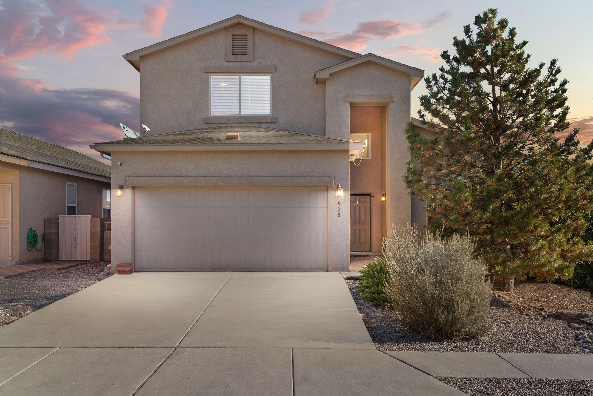 $10k closing cost offered! Wonderful move-in-ready DR Horton beauty located in the desirable Sundoro community! Home features 2,182sf with 4 bedrooms and 2.5 bathrooms. Beautiful living area with raised ceilings and upgraded wood look tile. Kitchen with refreshed cabinetry, ample counter space, gas range, microwave, refrigerator and dishwasher. Dining space just off of the kitchen. Spaciously designed 1st floor owners suite with private bath. Bath hosts an oversized vanity, relaxing soaker tub, walk-in shower and walk-in closet. Upstair find 3 additional guest rooms! Nice backyard fully walled with an extended open patio and synthetic lawn perfect for low maintenance. Solar panels to keep your energy bill low!