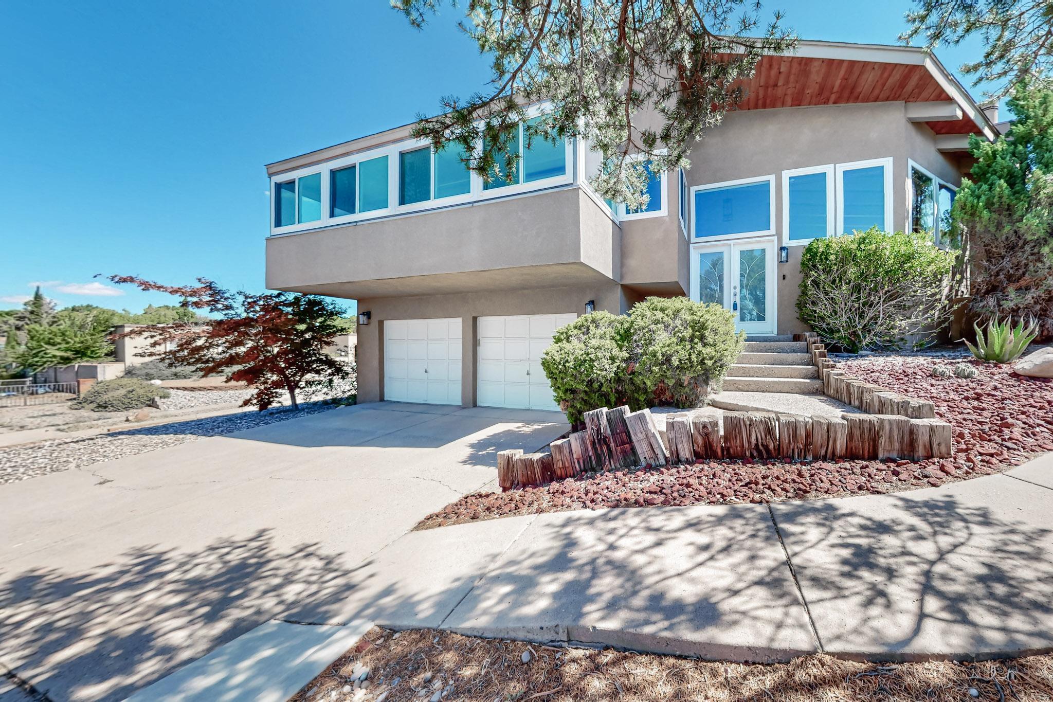 13324 DESERT FLOWER Place NE Albuquerque, NM 87111