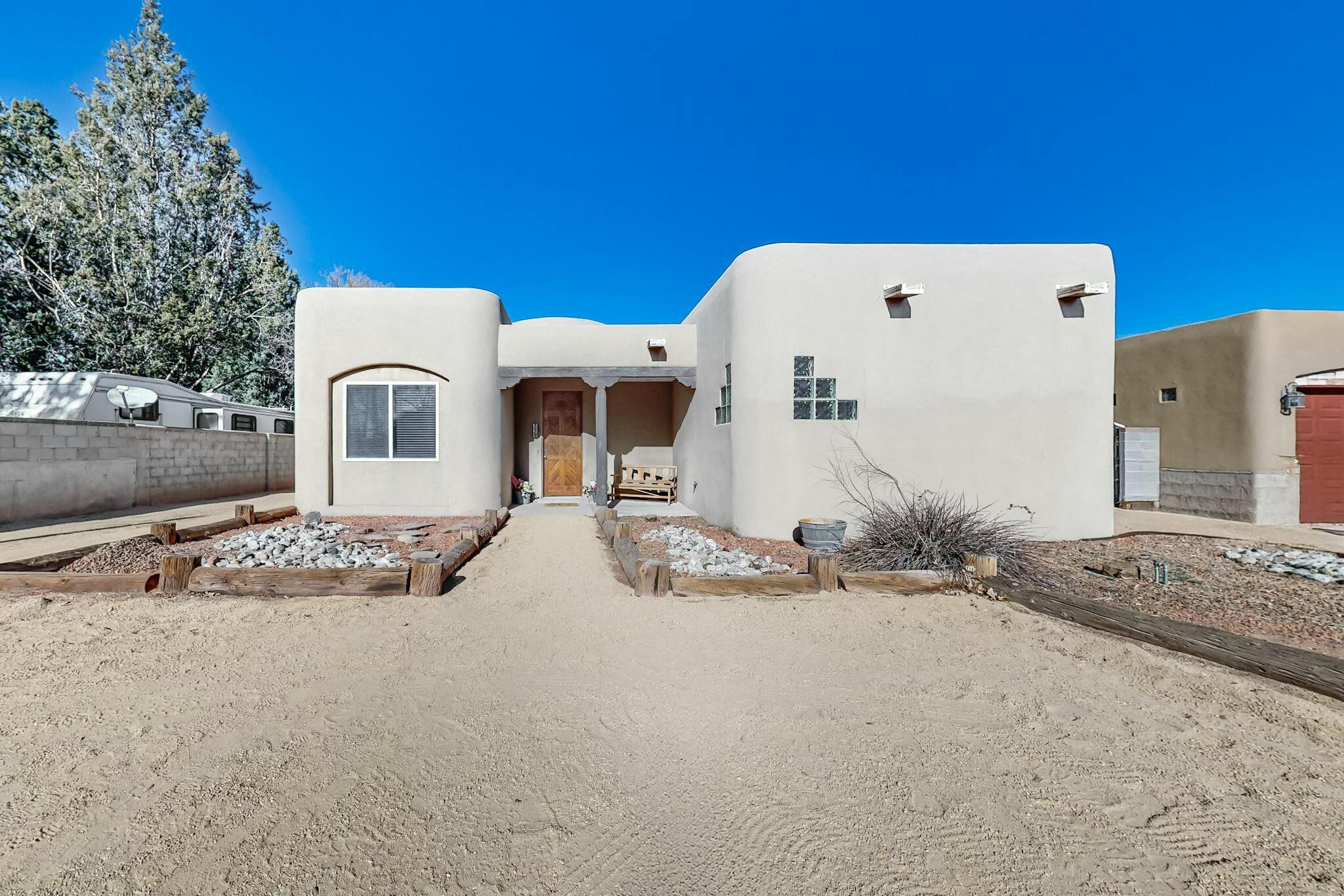 233 SHANGRI LA Court NW Albuquerque, NM 87107