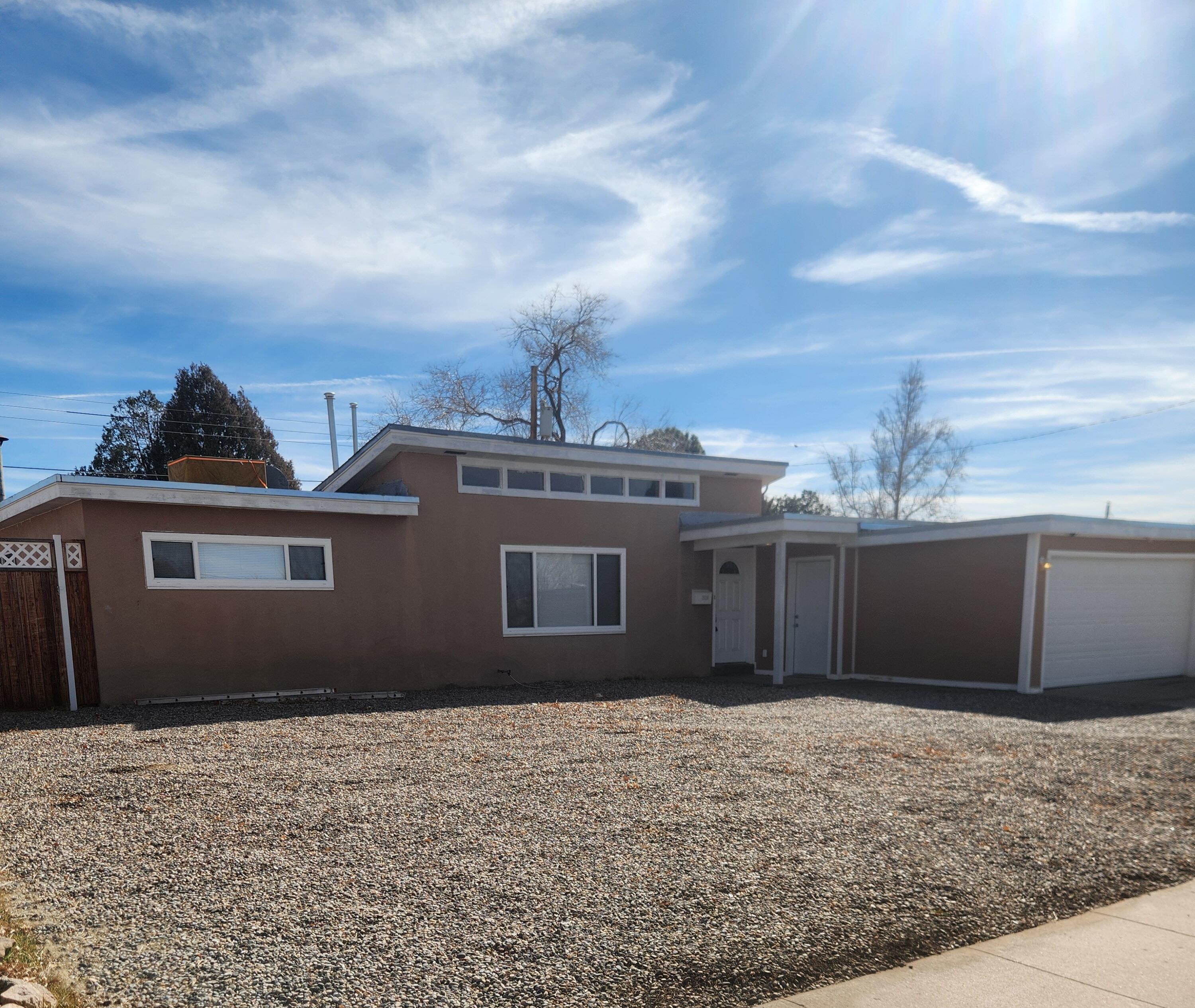 2524 STEVENS DRIVE NE, ALBUQUERQUE, NM 87112  Photo 2