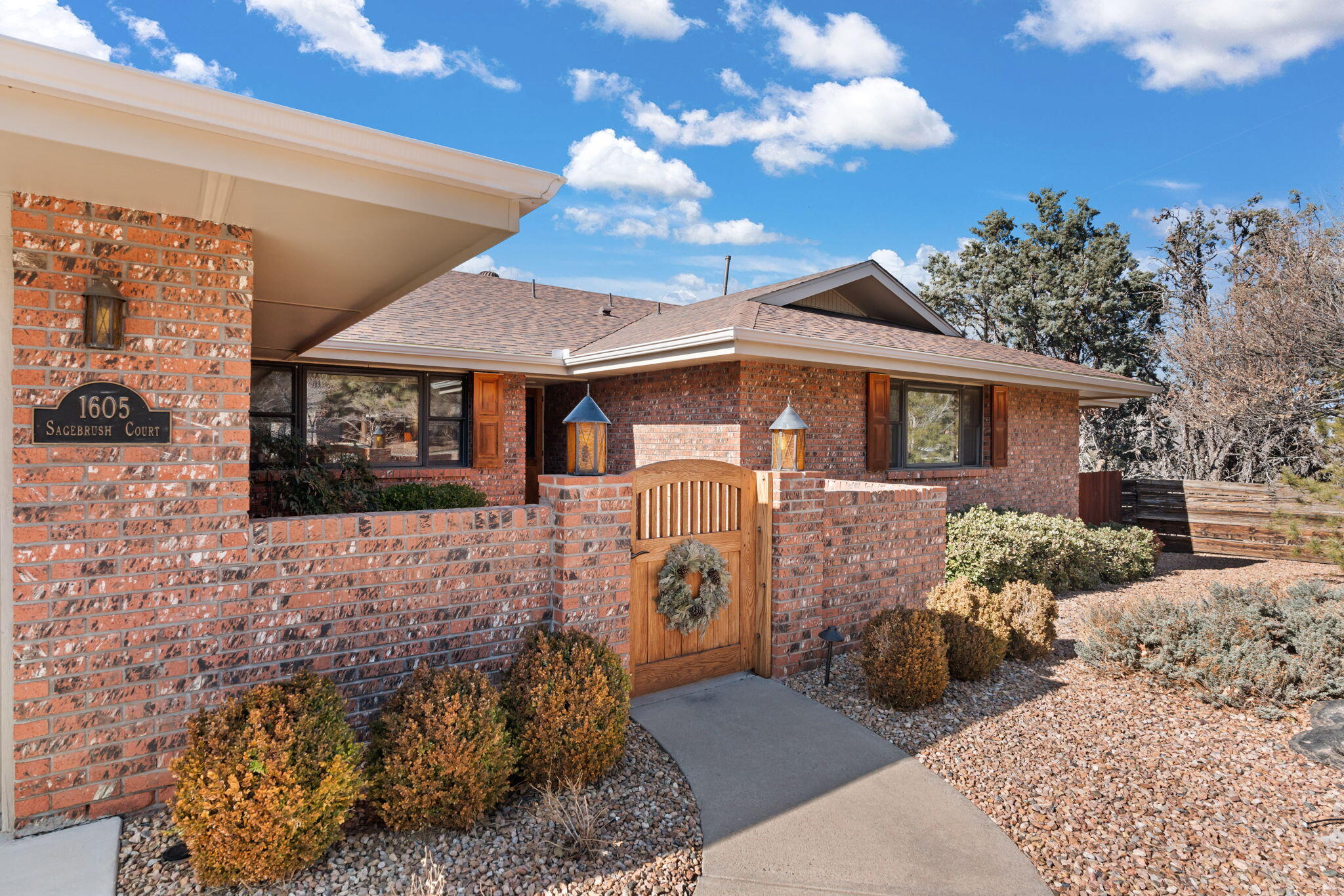 1605 SAGEBRUSH COURT SE, ALBUQUERQUE, NM 87123  Photo 4