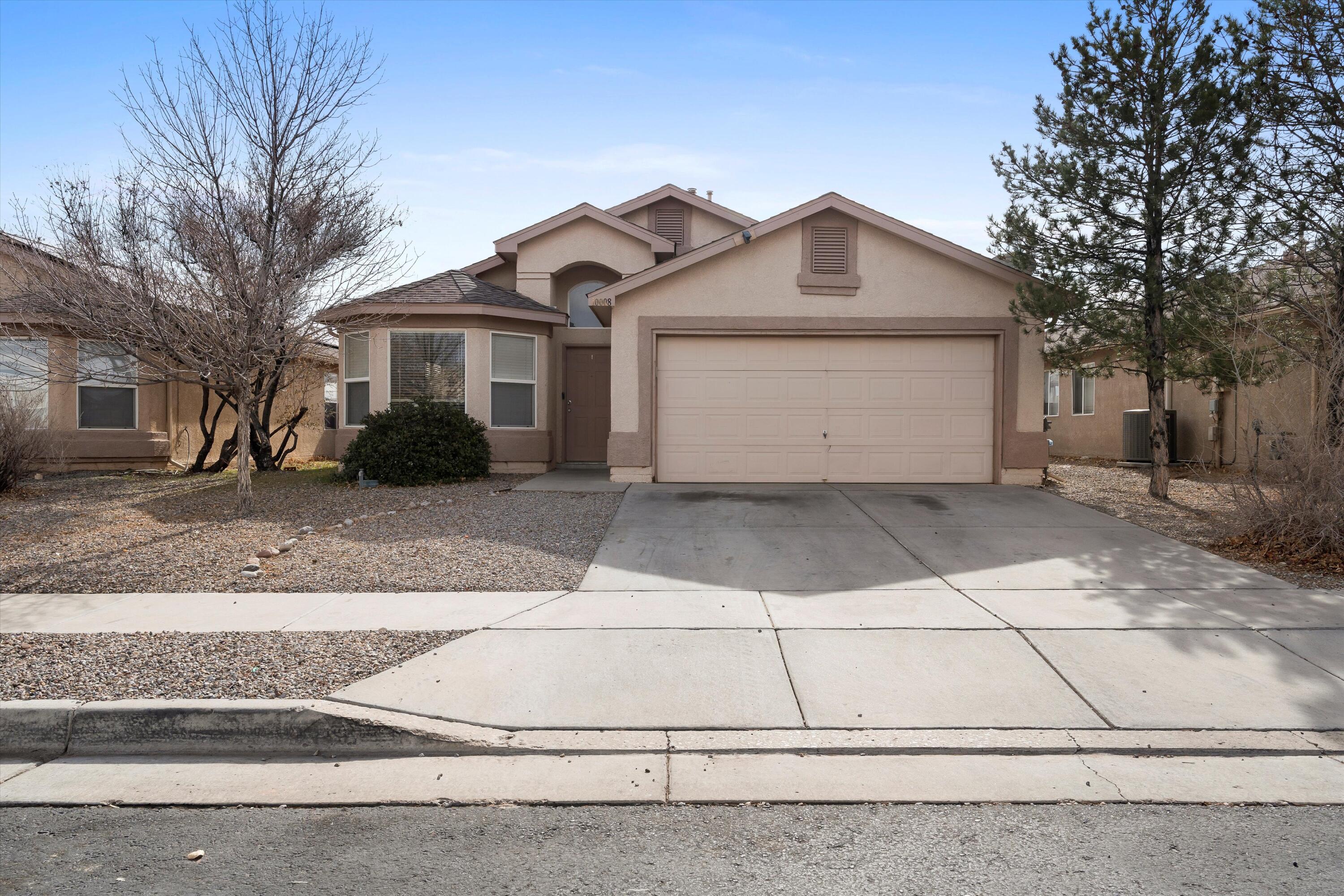 A charming 3-bedroom, 2-bath home located in a gated community. Home features two spacious living areas, a formal dining room, and a master suite. With a stucco exterior, an enclosed backyard. This home offers both comfort and convenience.