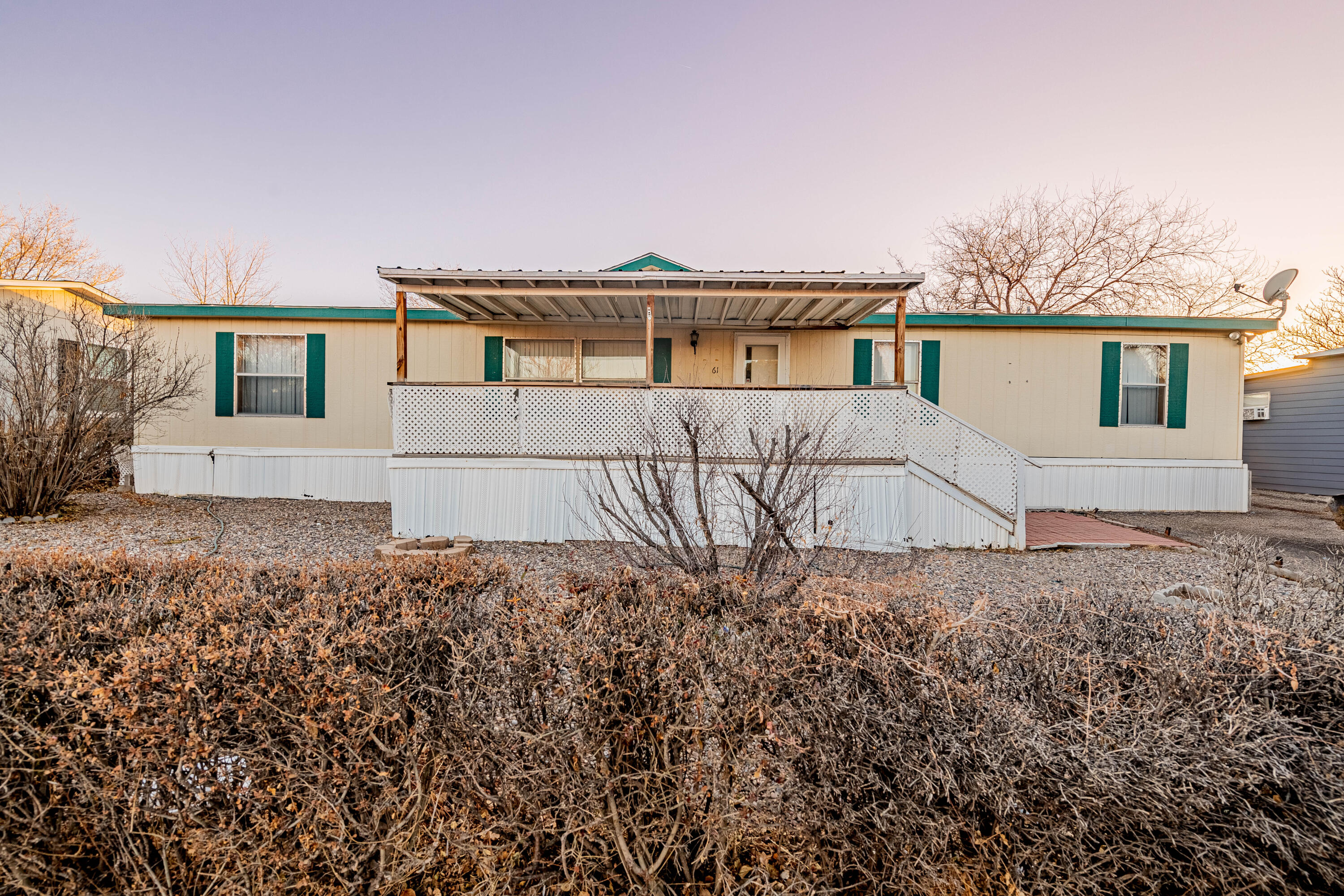 This spacious Mobile Home features 3 bedrooms and 2 bath. Comfortable, and spacious open floor plan. The principle bedroom is on north end of home. Do you have your own plot of land? This Home can be moved or stay on the leased lot. Buyer to verify with lot owner on lease.