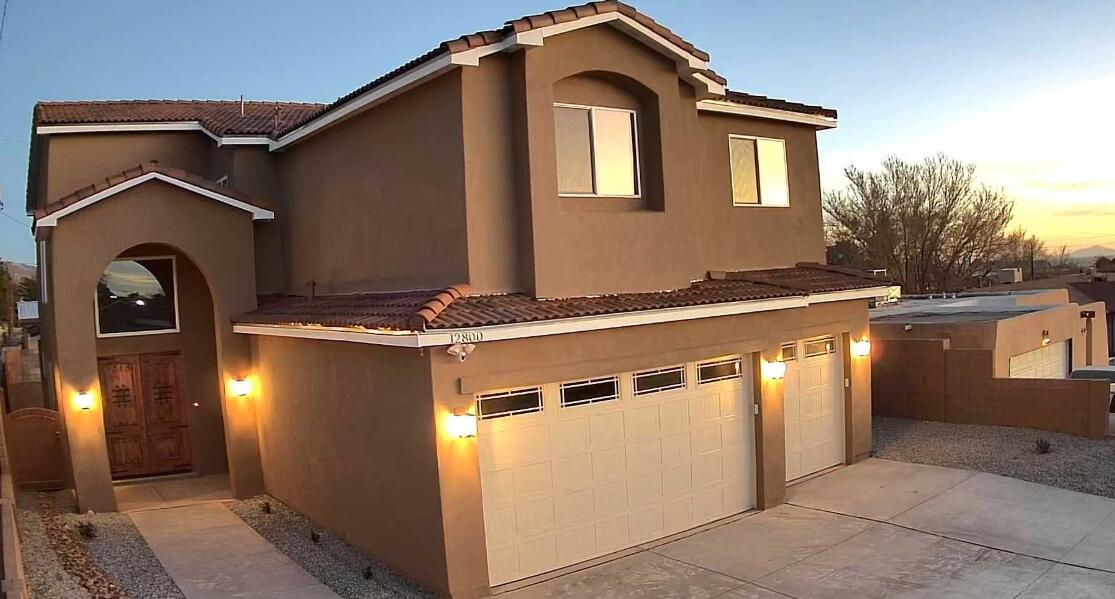 Brand new beautiful property!!! Fantastic location with grate mountain view, close to restaurants, Gym, store etc... and conveniently near to the freeway. Modern kitchen, equipped with stainless steel appliances, custom cabinets, and a large center island.  Luxury Vinyl flooring, Large primary bedroom with elegant custom shower and walk in closet.  Tankless water heater with hot water circulation, Tile roof, 3-car garage fully insolated for all the toys!NO PID OR HOASchedule your showing now!!! .
