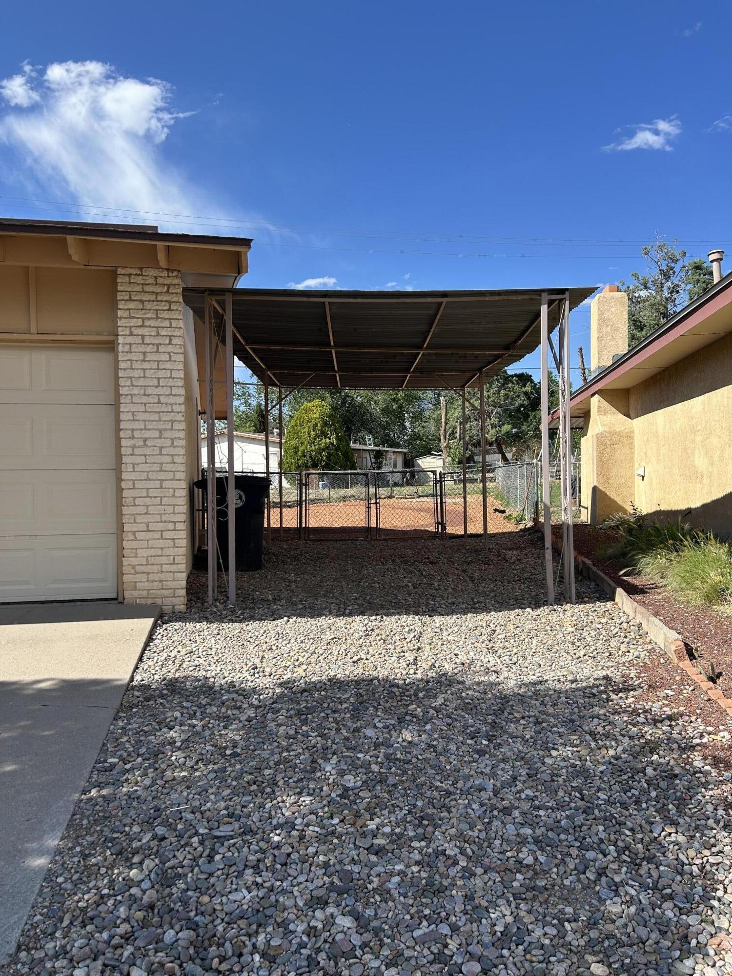 1832 FIGUEROA Court NE 